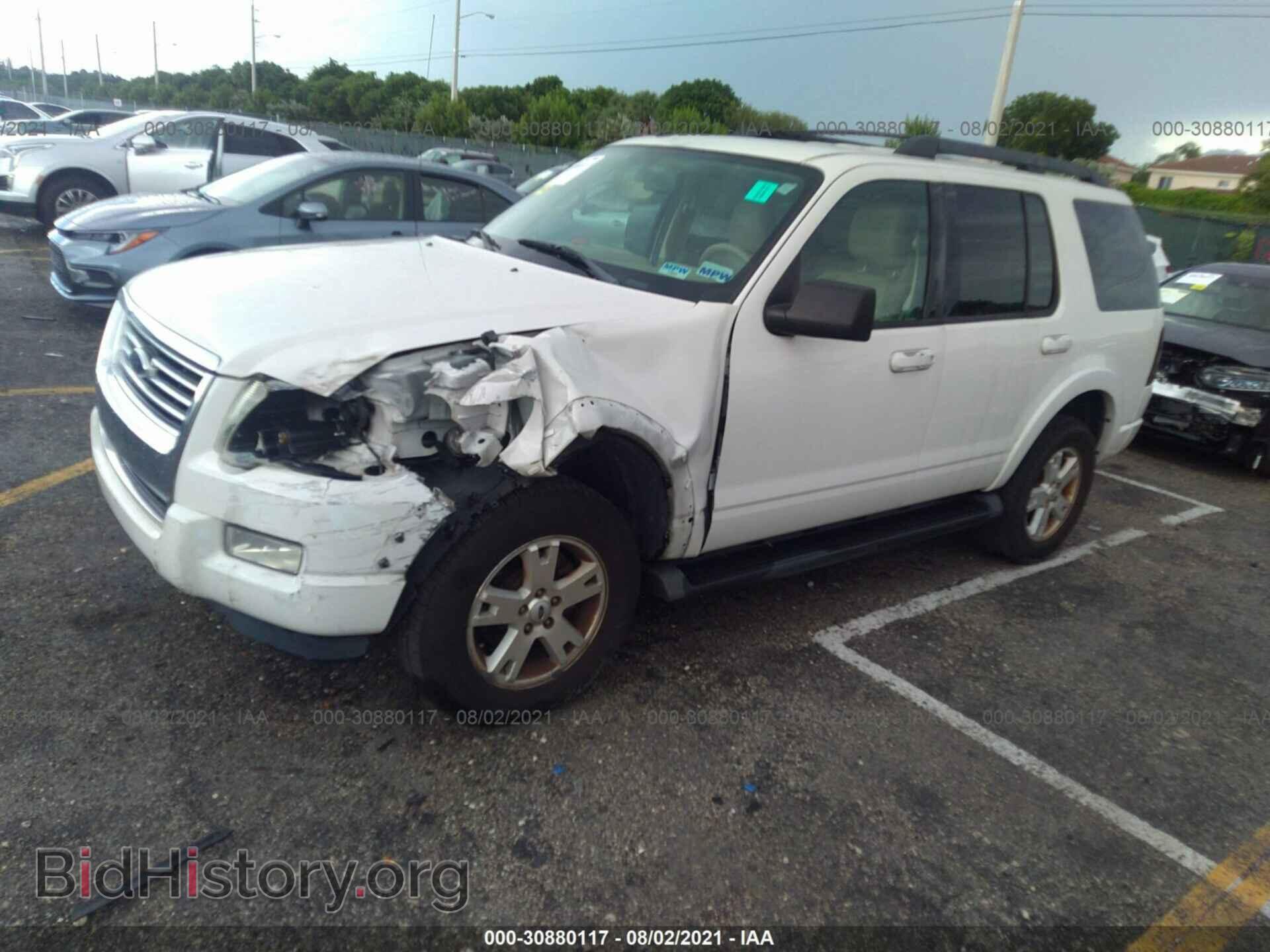 2009 FORD EXPLORER - VIN: 1FMEU63E59UA03658 - Фото 2