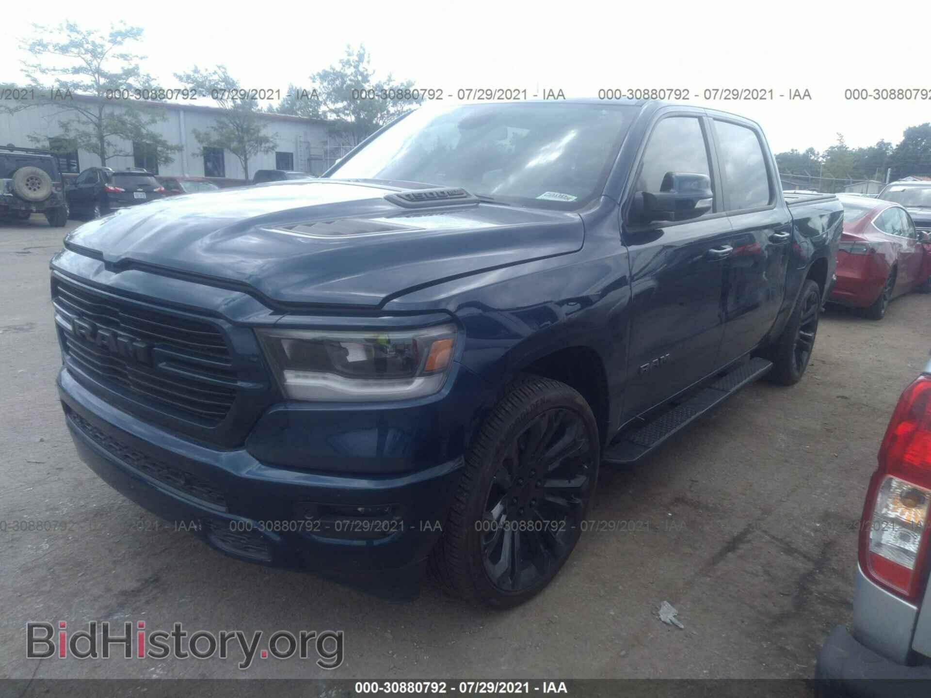 2019 RAM 1500 - VIN: 1C6SRFLT7KN757823 - Photo 2
