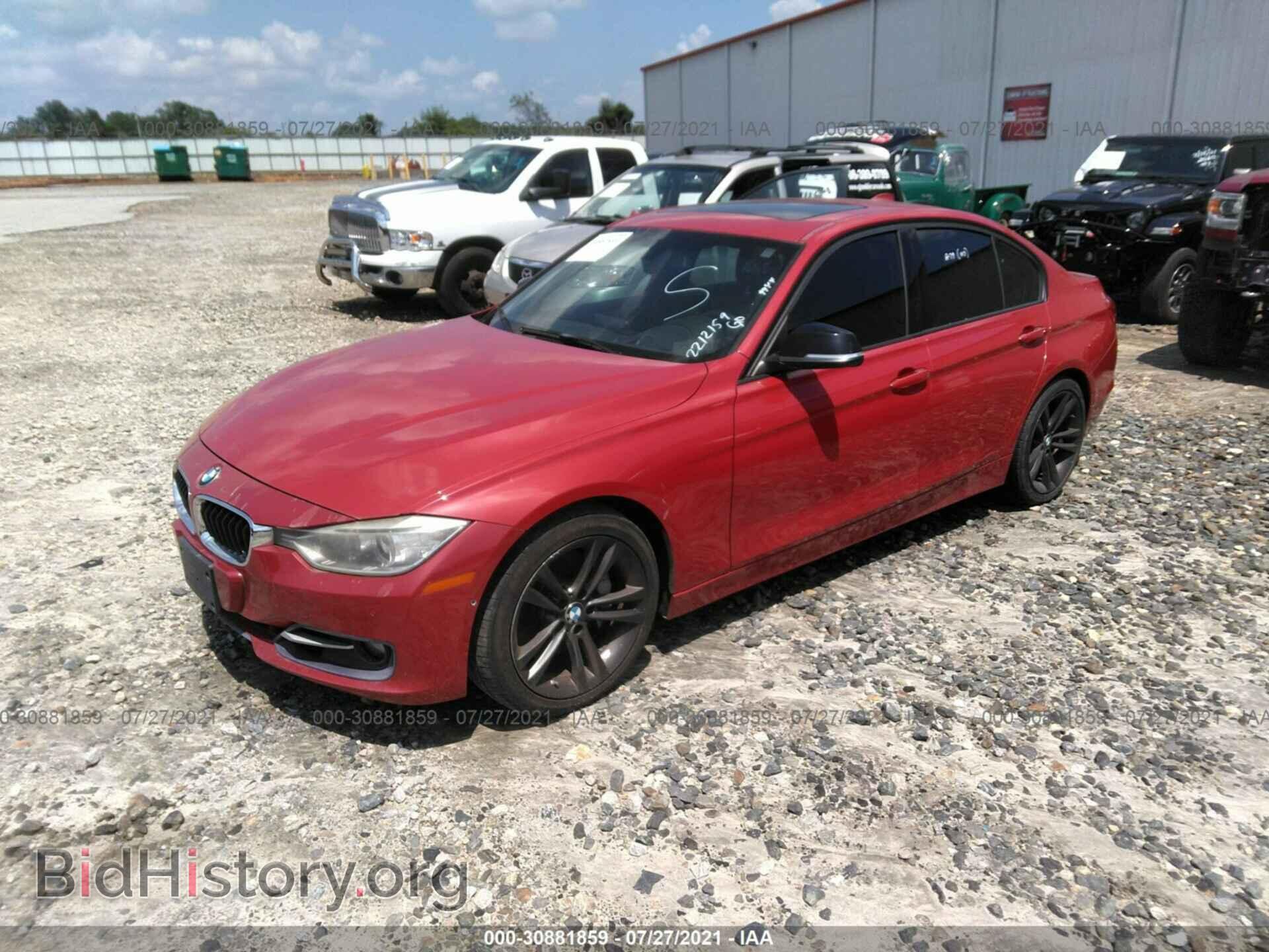 2012 BMW 3 SERIES - VIN: WBA3A9C52CF269718 - Фото 2