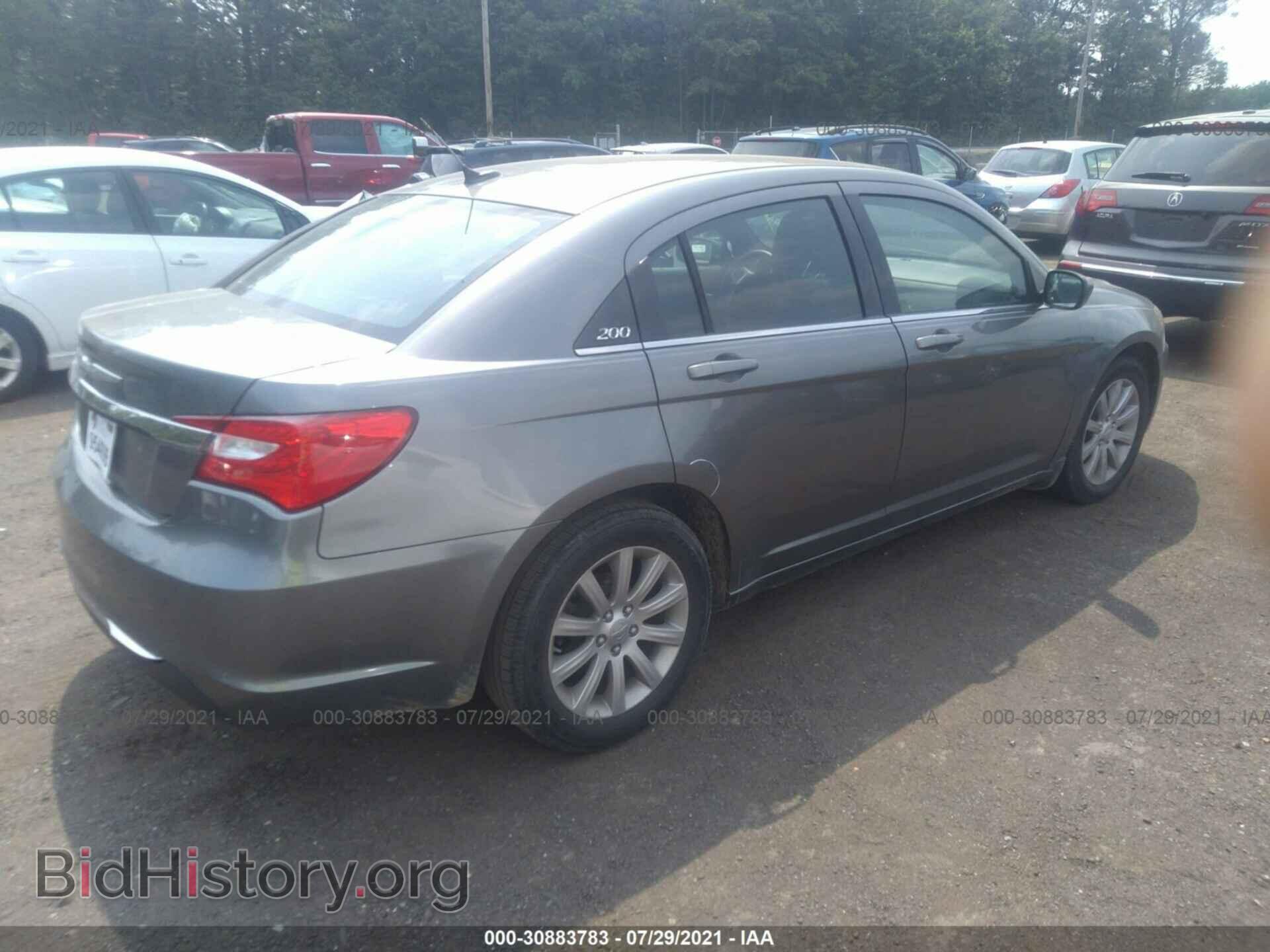 2012 CHRYSLER 200 - VIN: 1C3CCBBG6CN184009 - Фото 4