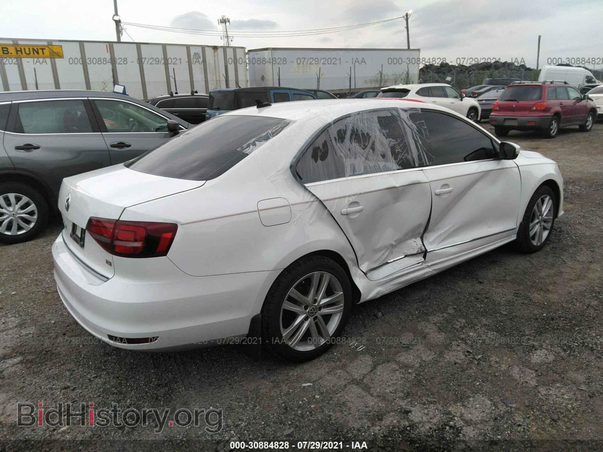 2017 VOLKSWAGEN JETTA - VIN: 3VWL17AJ3HM320302 - Фото 4