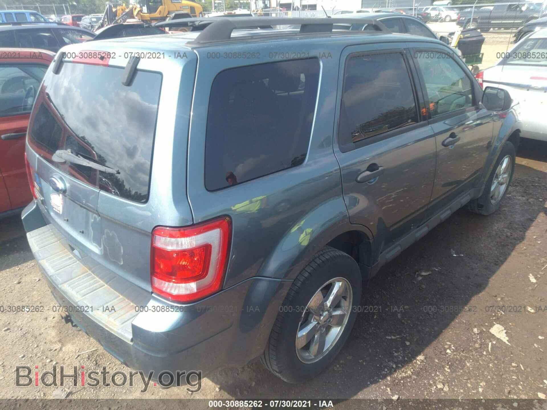 2011 FORD ESCAPE - VIN: 1FMCU0D72BKB58352 - Photo 4
