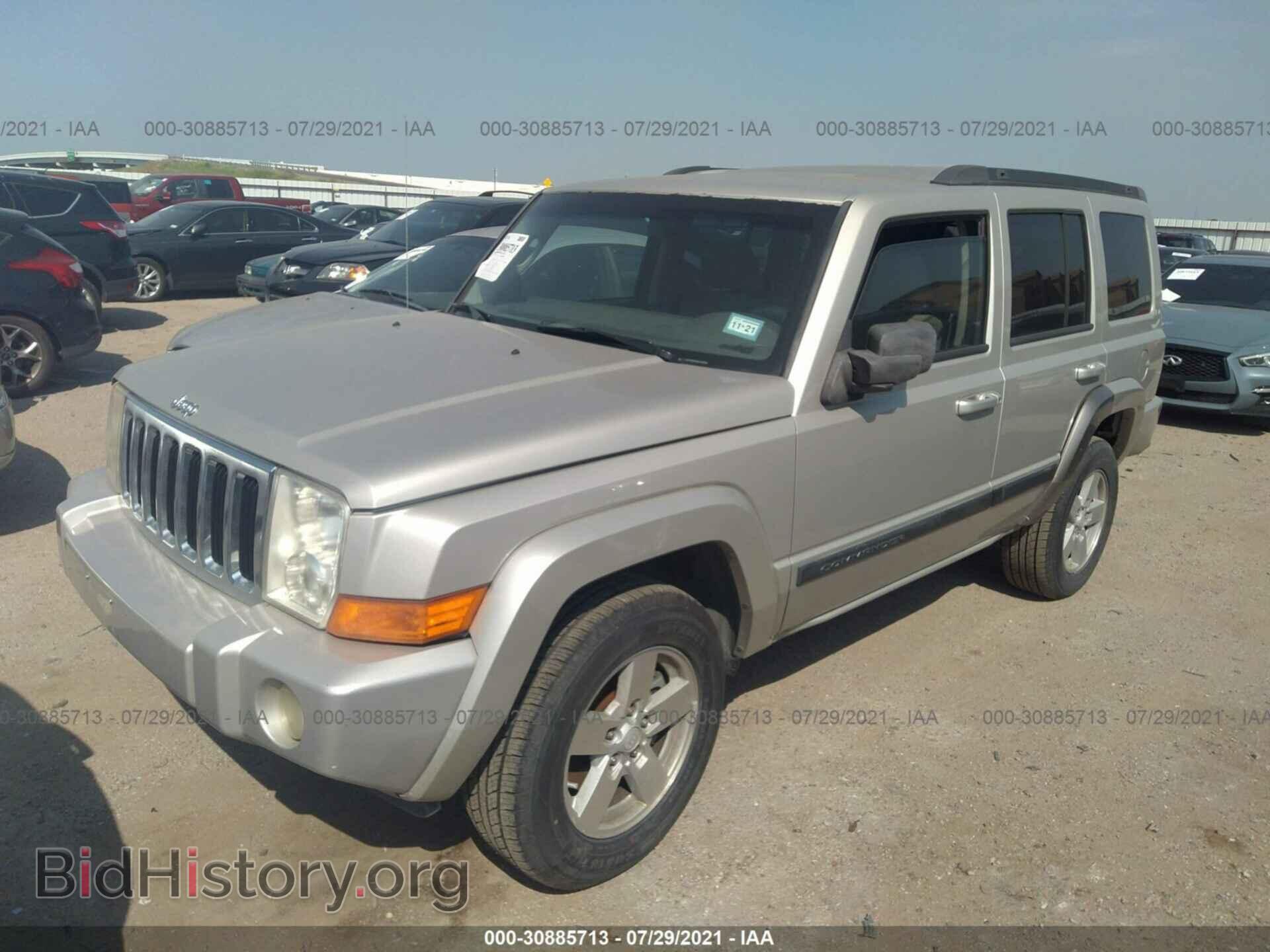 2008 JEEP COMMANDER - VIN: 1J8HH48K28C167536 - Фото 2