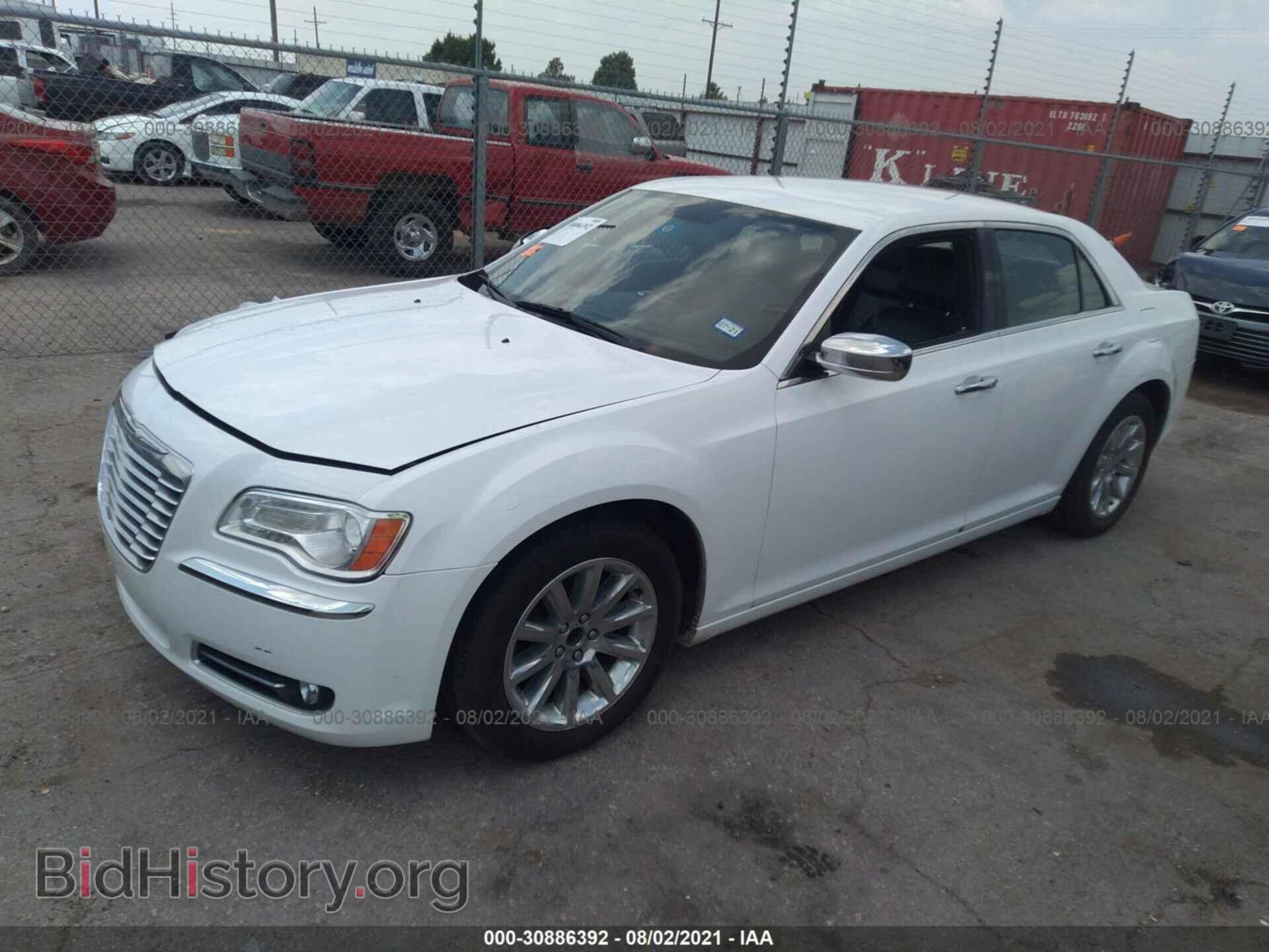 2012 CHRYSLER 300 - VIN: 2C3CCACG9CH169554 - Photo 2