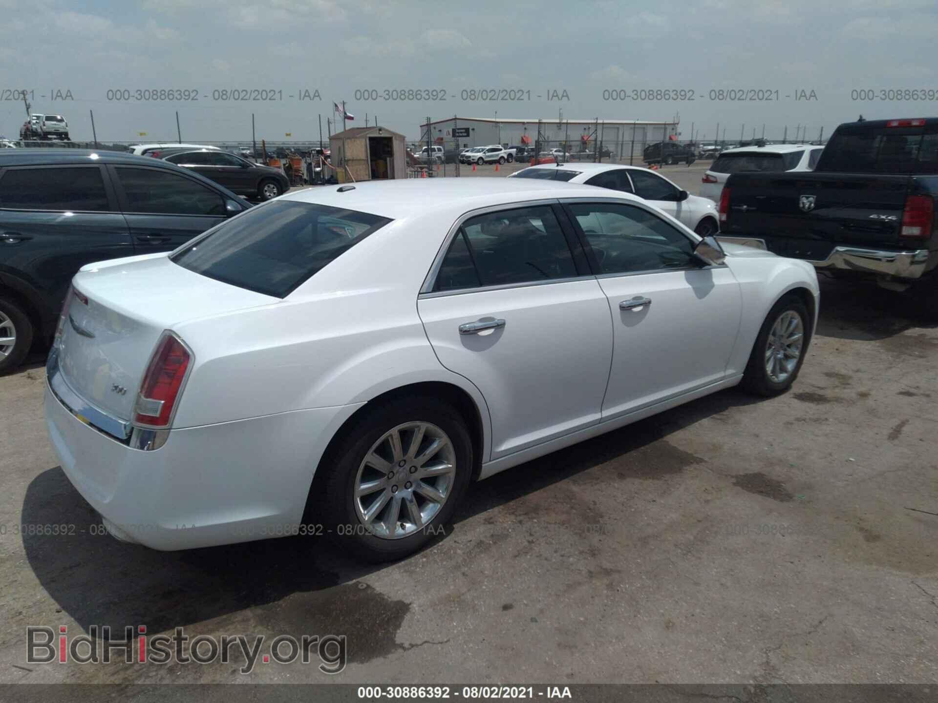 2012 CHRYSLER 300 - VIN: 2C3CCACG9CH169554 - Photo 4