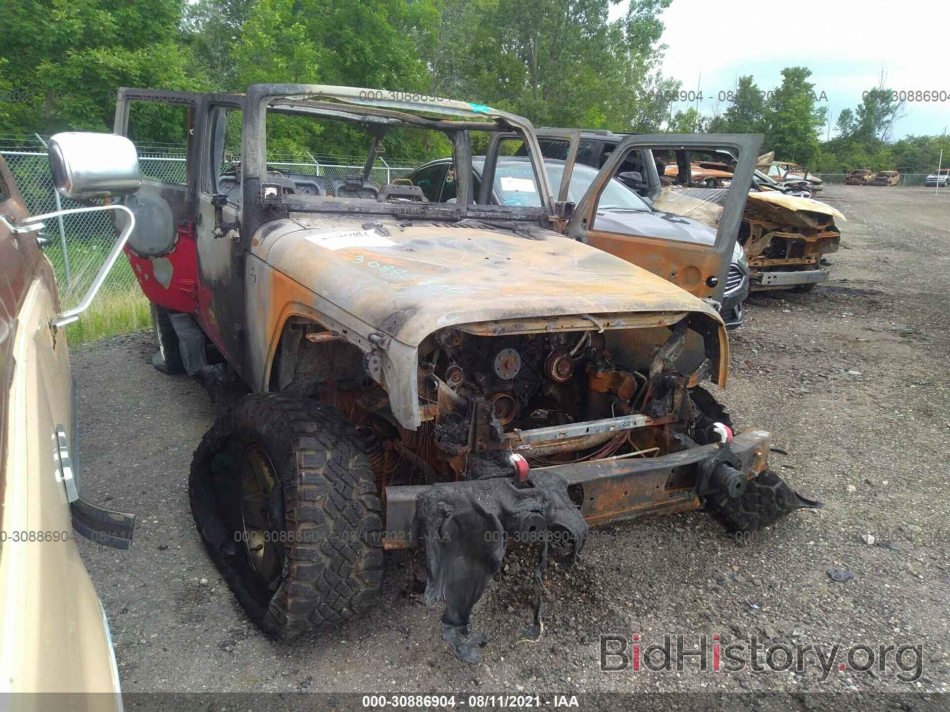 Photo 1J4GA39169L746029 - JEEP WRANGLER UNLIMITED 2009