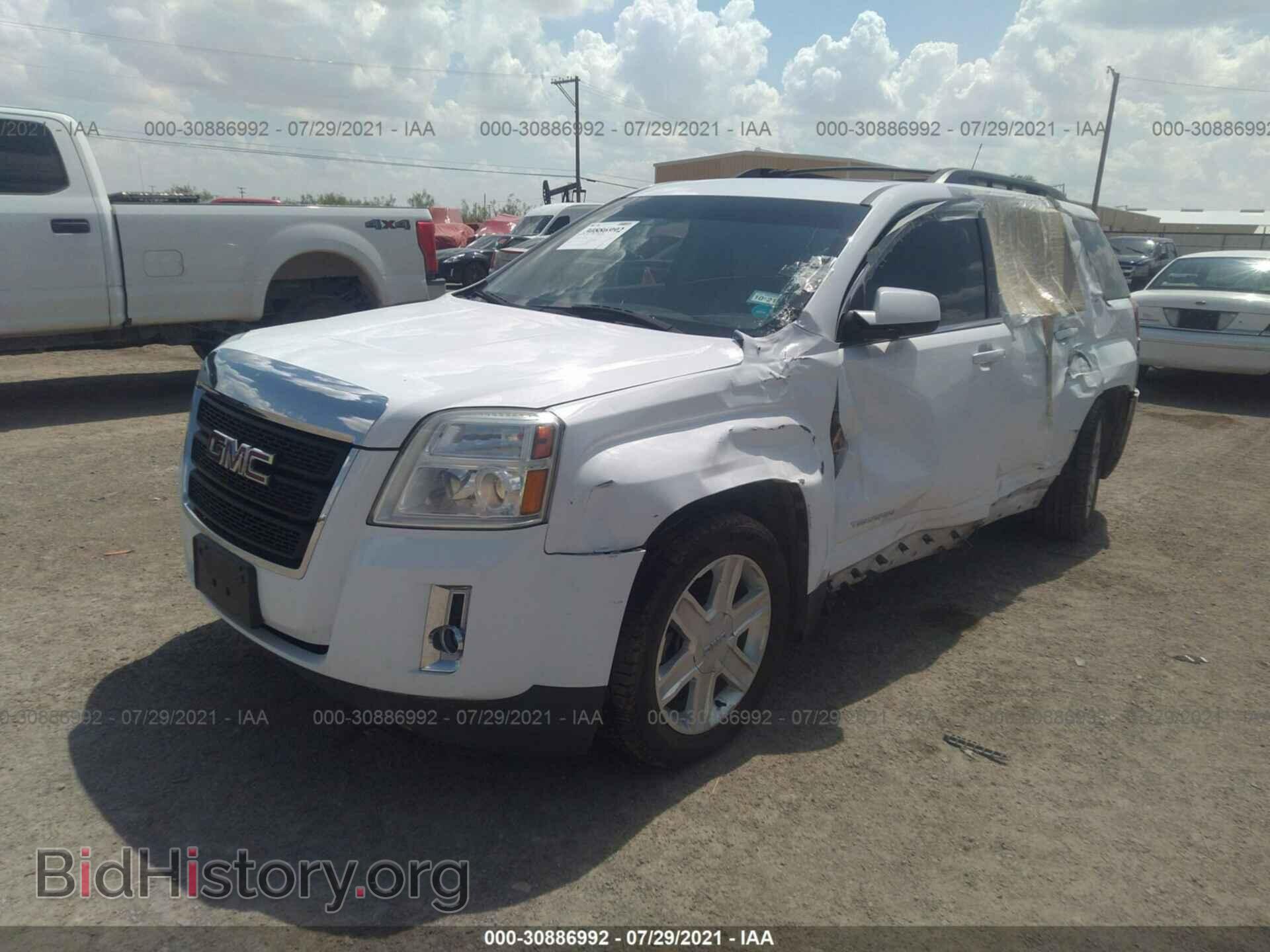 2010 GMC TERRAIN - VIN: 2CTFLFEY0A6349482 - Фото 2