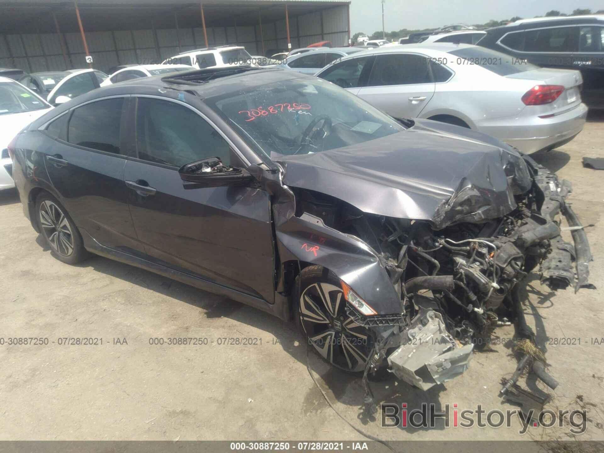 Photo 19XFC1F30GE014751 - HONDA CIVIC SEDAN 2016