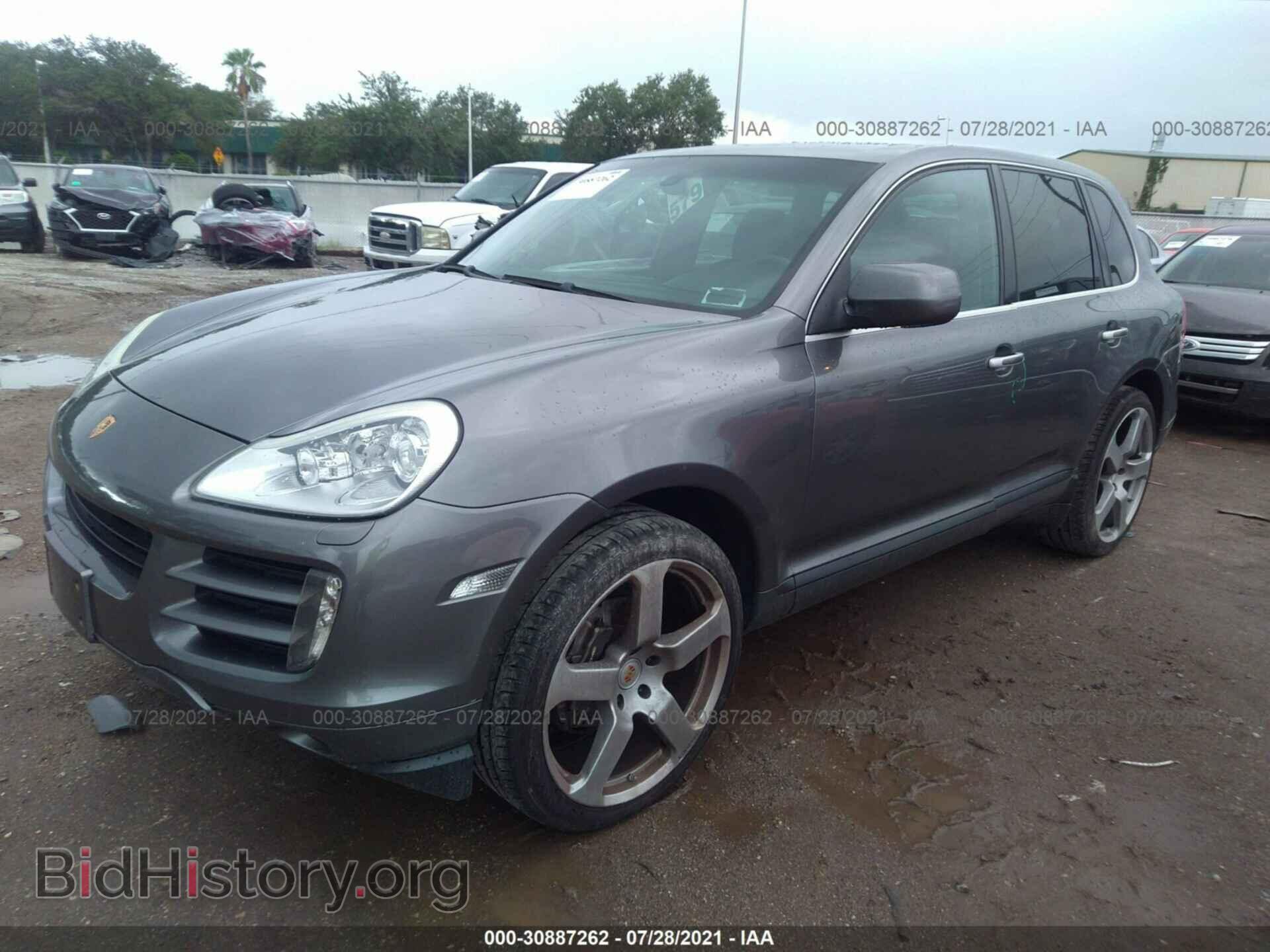 2008 PORSCHE CAYENNE - VIN: WP1AA29P88LA05971 - Фото 2