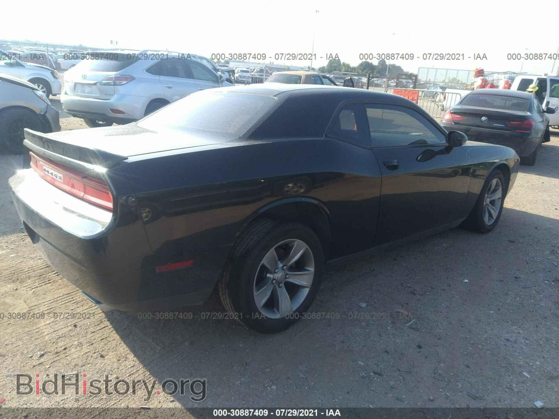 2012 DODGE CHALLENGER - VIN: 2C3CDYAG8CH104218 - Photo 4