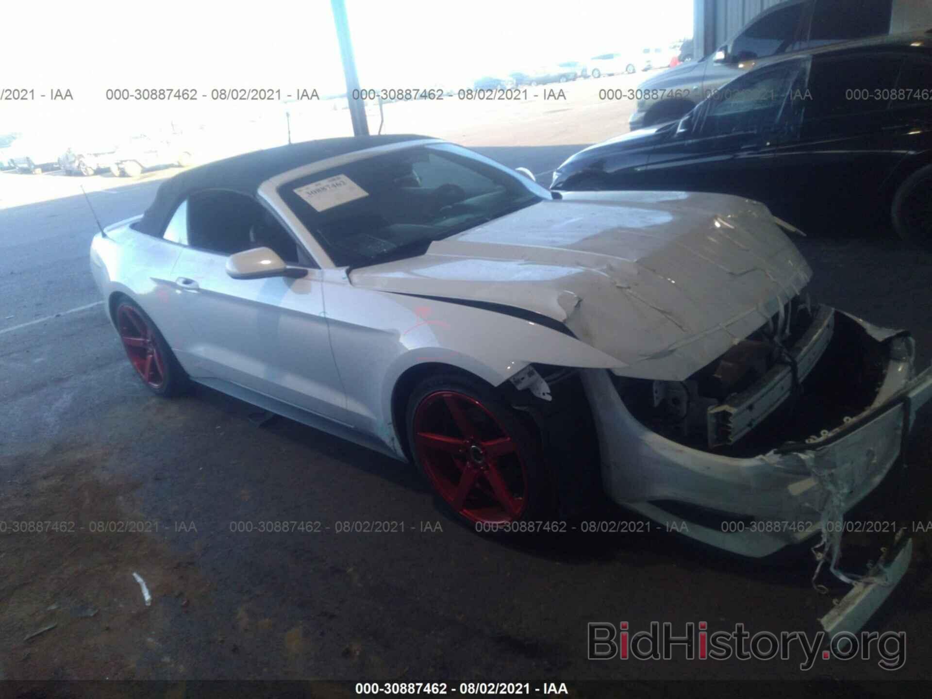 Photo 1FATP8EM5F5383065 - FORD MUSTANG 2015