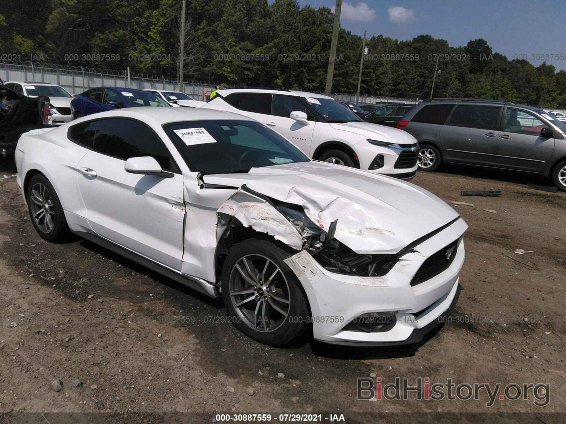 Photo 1FA6P8TH0H5353171 - FORD MUSTANG 2017