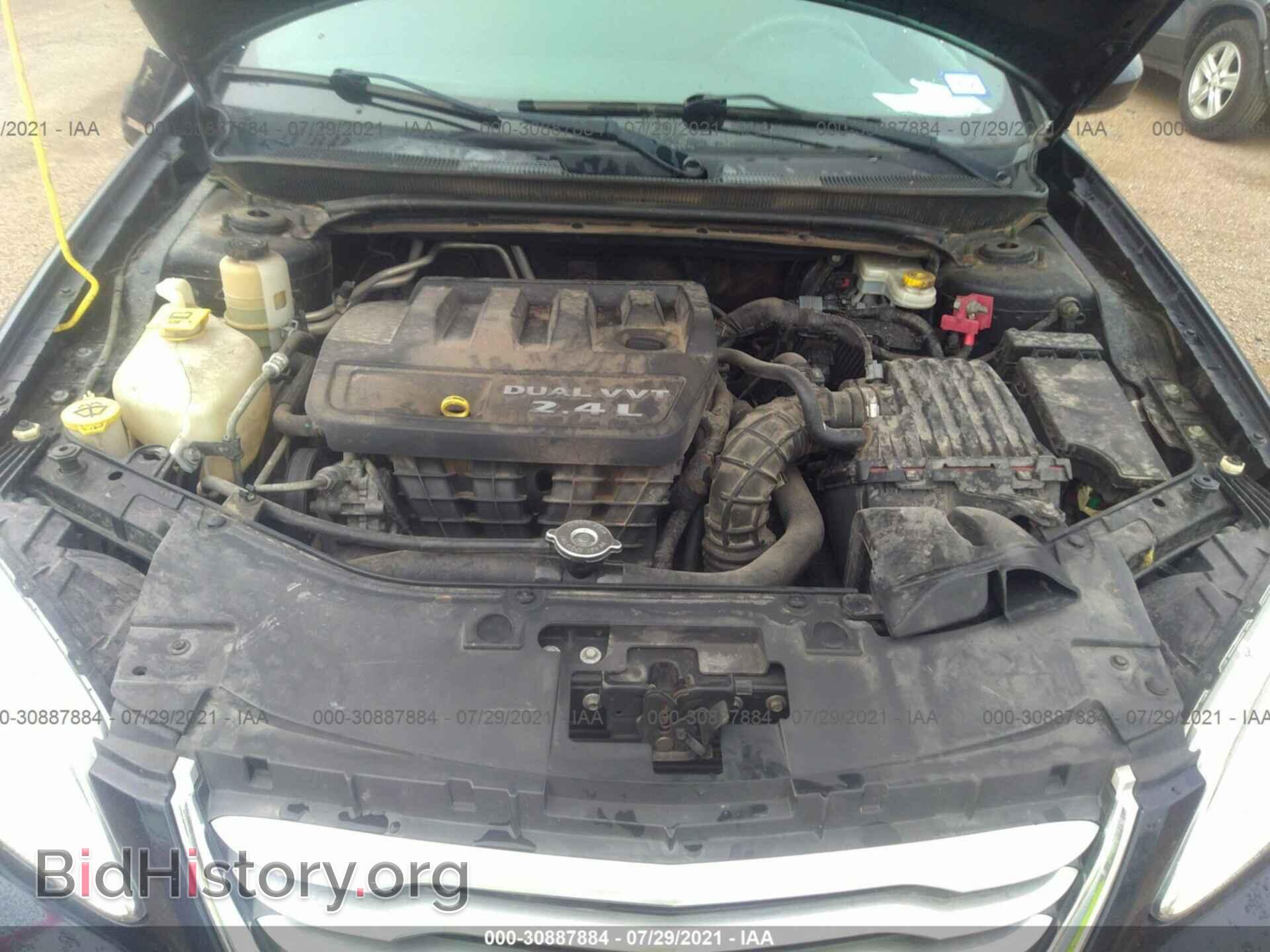 2011 CHRYSLER 200 - VIN: 1C3BC4FB0BN558490 - Фото 10