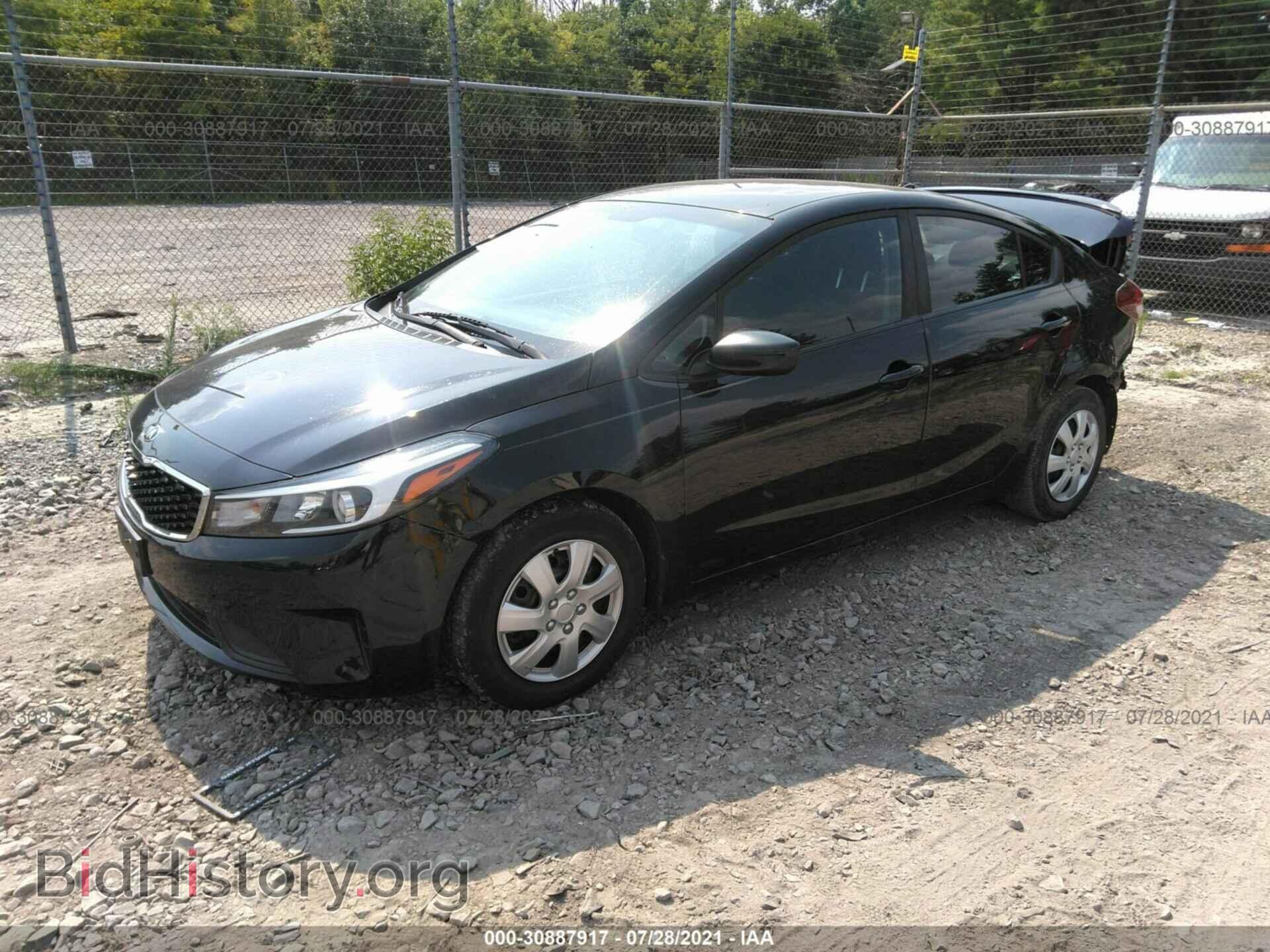 2017 KIA FORTE - VIN: 3KPFK4A78HE026923 - Фото 2