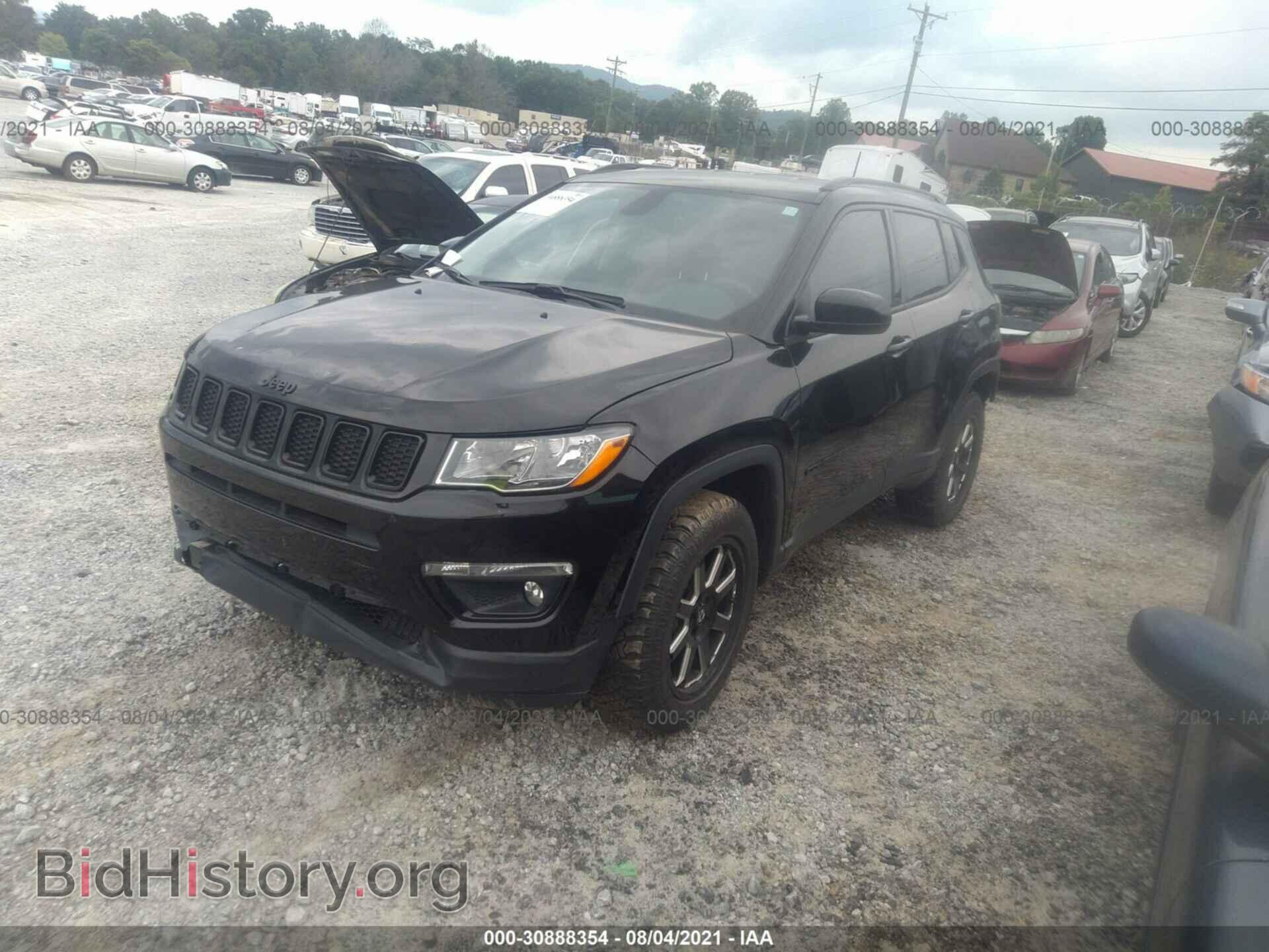 2018 JEEP COMPASS - VIN: 3C4NJDBB3JT395109 - Photo 2