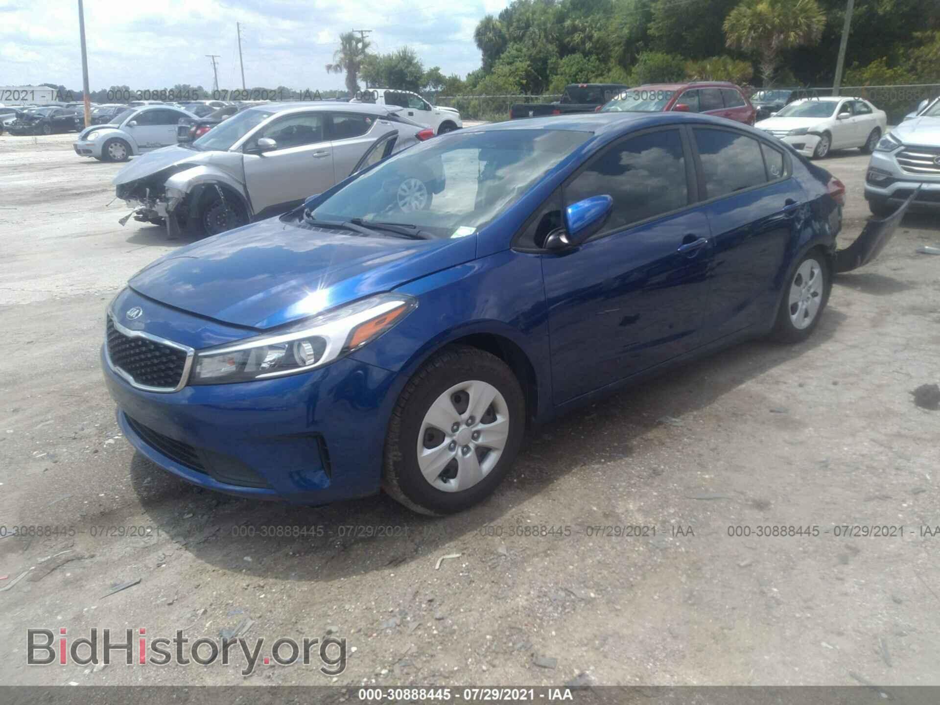 2017 KIA FORTE - VIN: 3KPFK4A72HE143462 - Фото 2