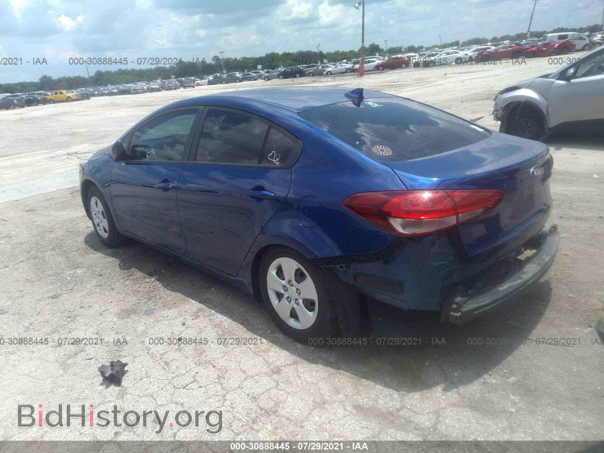 2017 KIA FORTE - VIN: 3KPFK4A72HE143462 - Фото 3