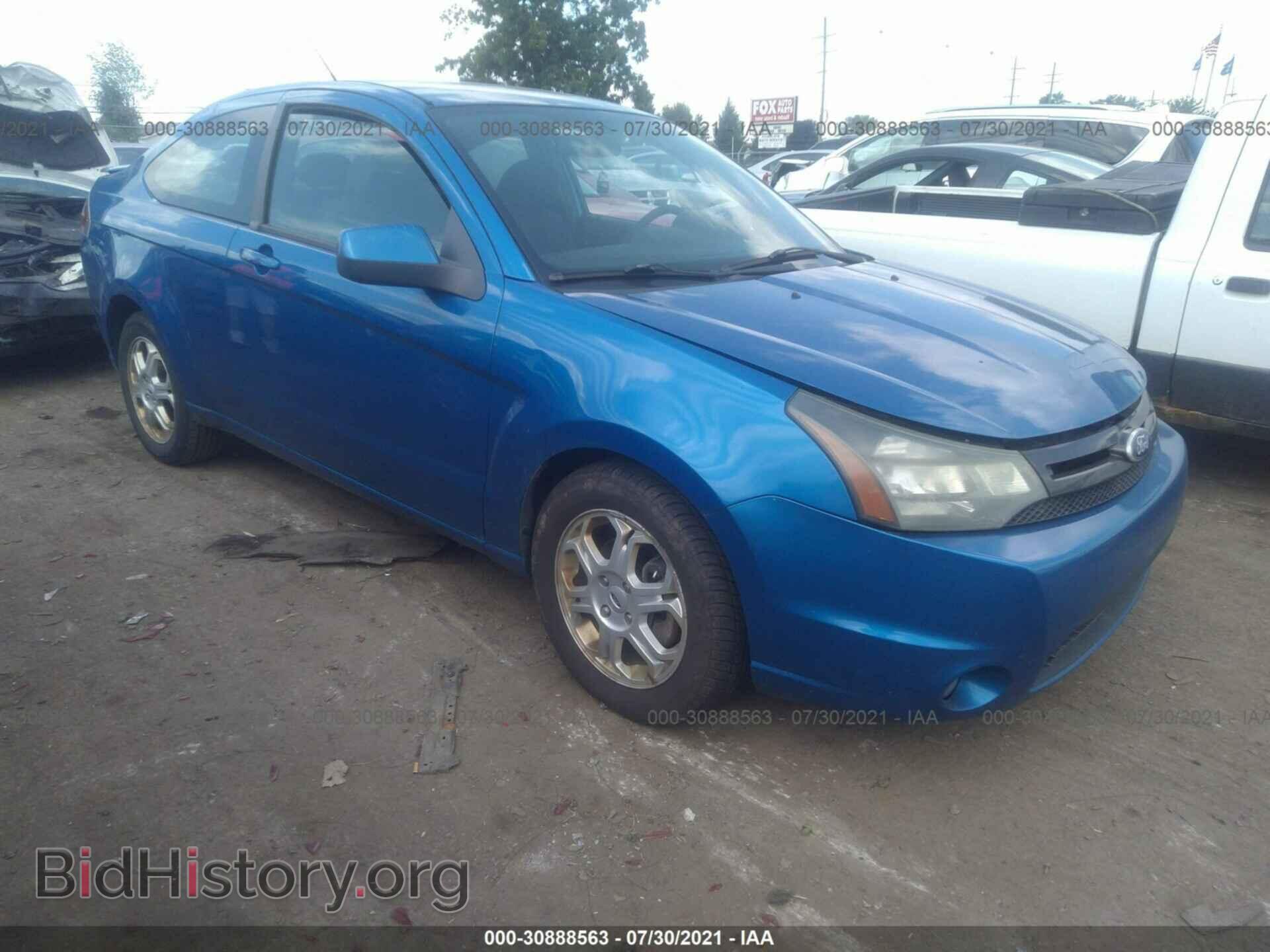 Photo 1FAHP3CN4AW262504 - FORD FOCUS 2010