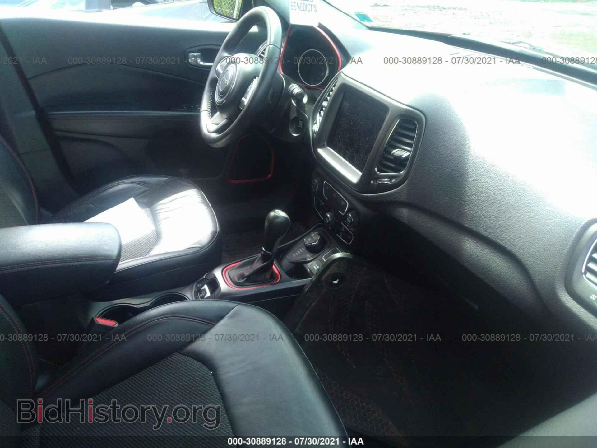 2017 JEEP COMPASS - VIN: 3C4NJDDB8HT617103 - Фото 5