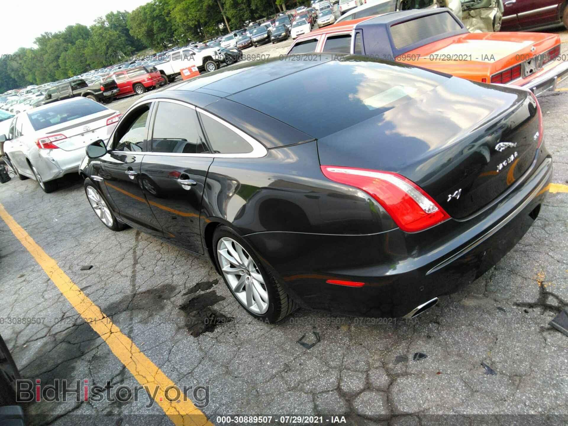 2011 JAGUAR XJ - VIN: SAJWA1CBXBLV14614 - Фото 3