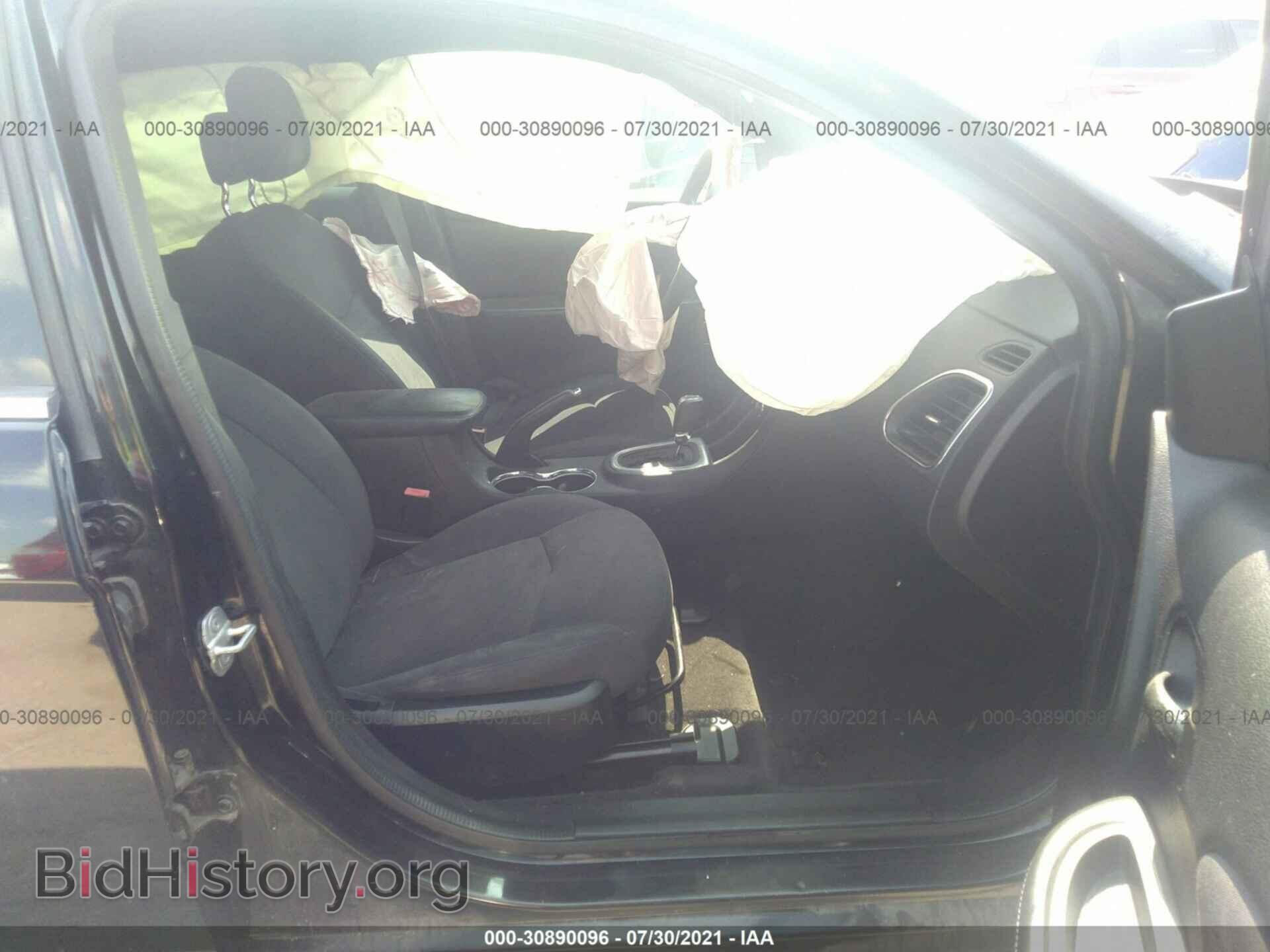 2013 CHRYSLER 200 - VIN: 1C3CCBAB3DN761487 - Photo 5