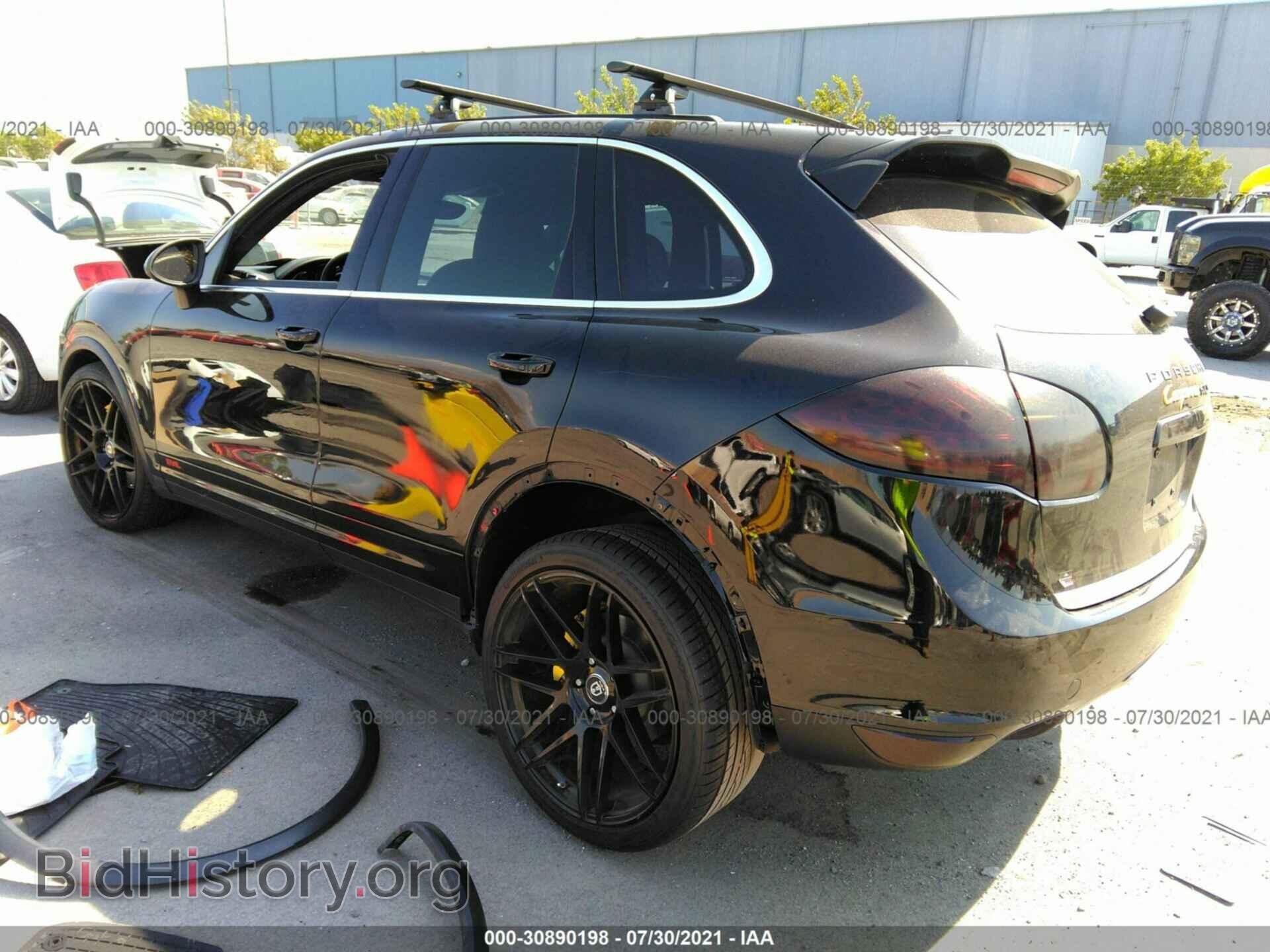 2012 PORSCHE CAYENNE - VIN: WP1AB2A2XCLA43739 - Photo 3