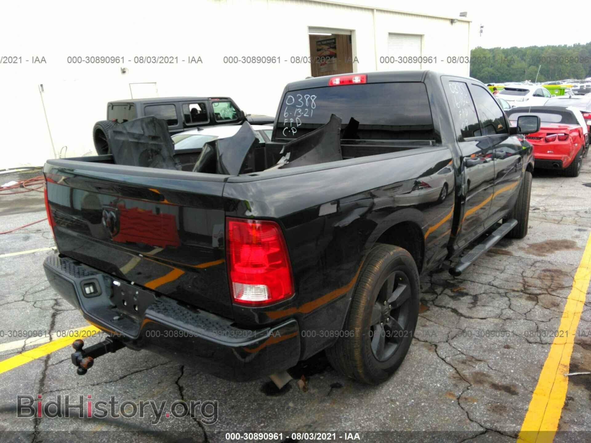 2018 RAM 1500 - VIN: 1C6RR6FG0JS280388 - Photo 4