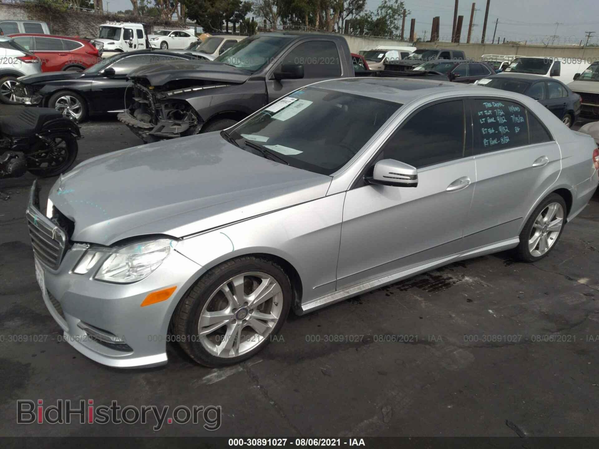 2013 MERCEDES-BENZ E-CLASS - VIN: WDDHF5KB4DA769118 - Фото 2