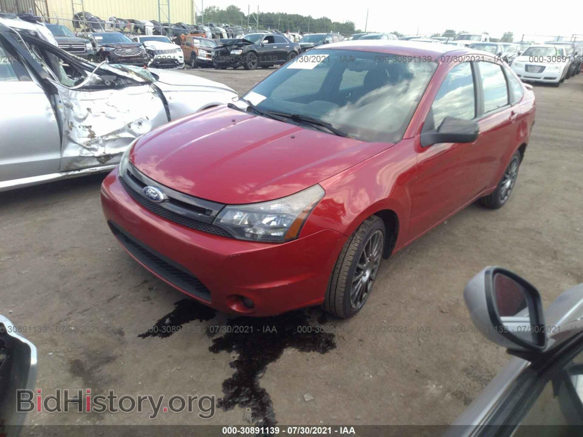 2011 FORD FOCUS - VIN: 1FAHP3GN1BW136015 - Photo 2