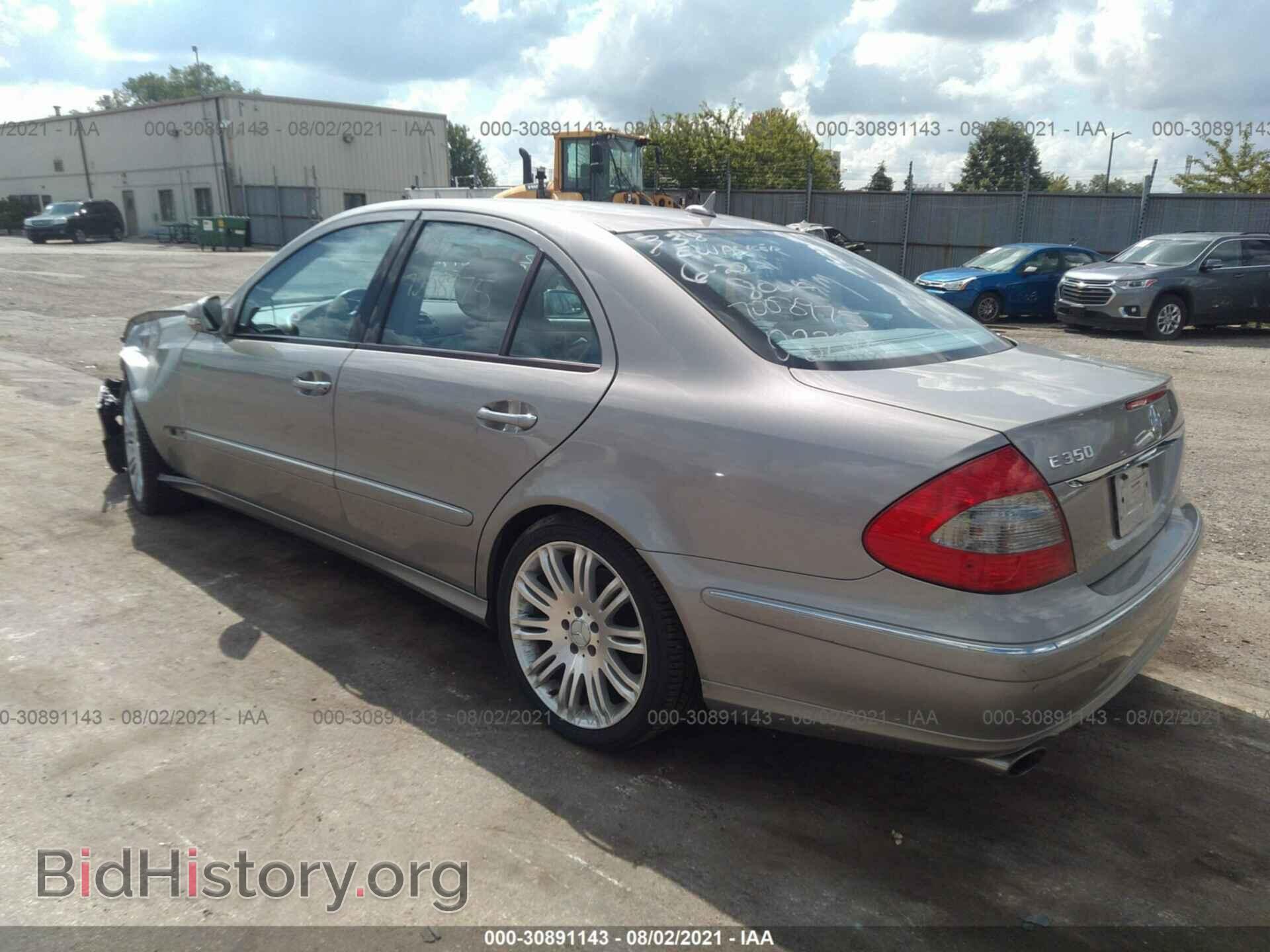 2007 MERCEDES-BENZ E-CLASS - VIN: WDBUF56X57B134002 - Фото 3