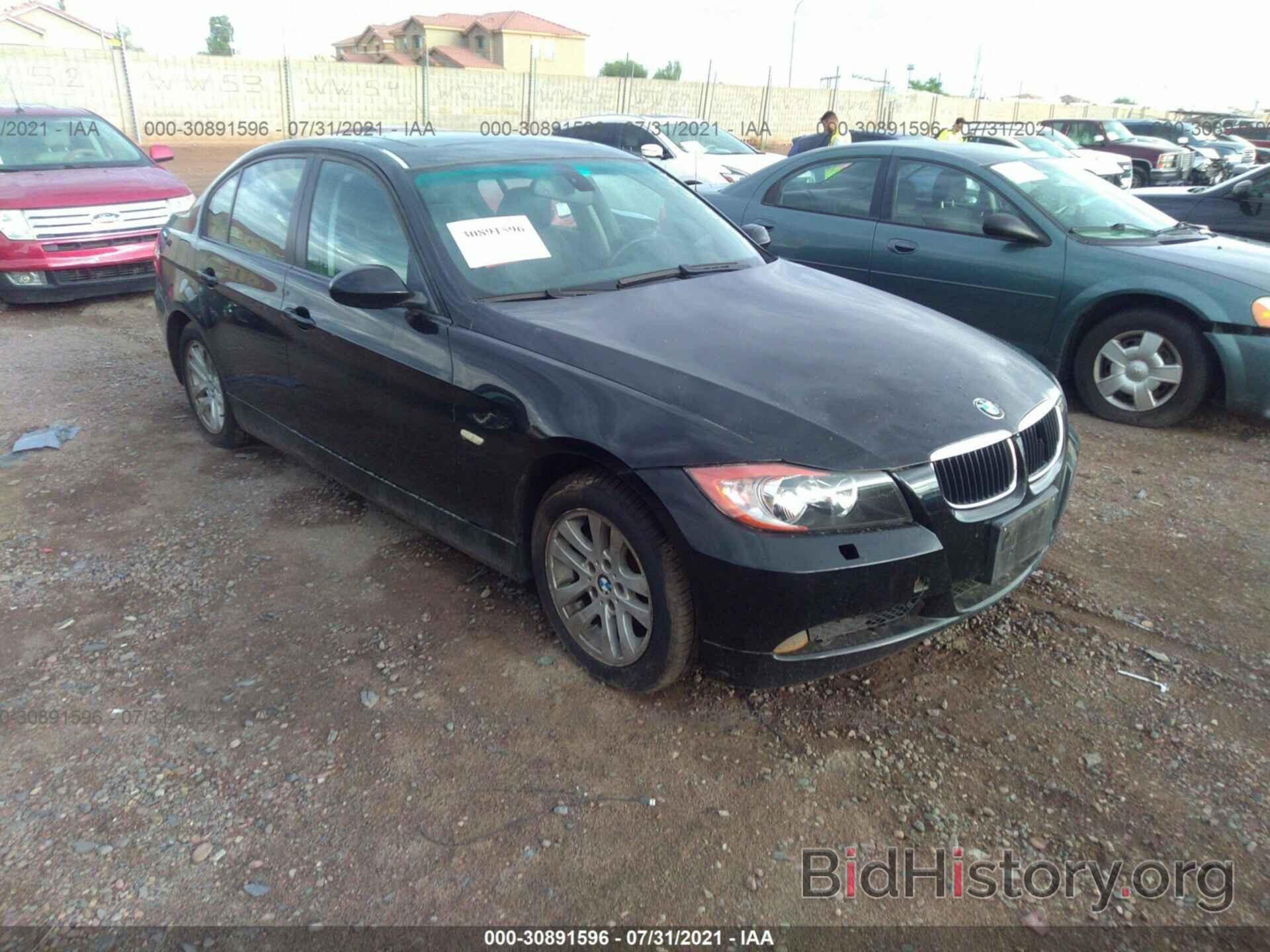 Photo WBAVC73527KP30453 - BMW 3 SERIES 2007