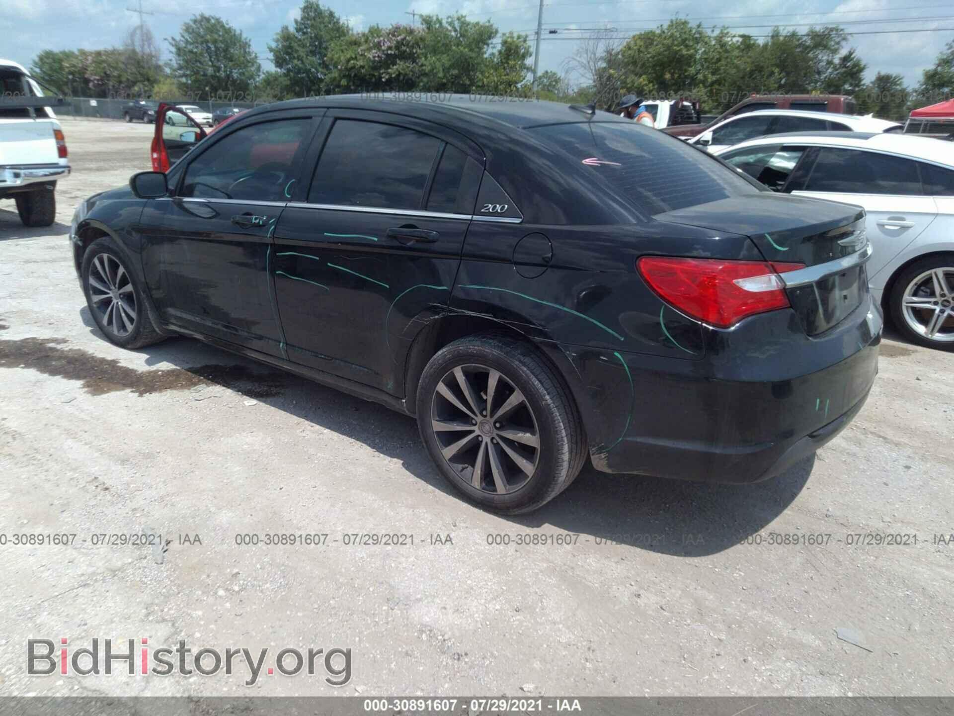 2014 CHRYSLER 200 - VIN: 1C3CCBCGXEN172558 - Фото 3