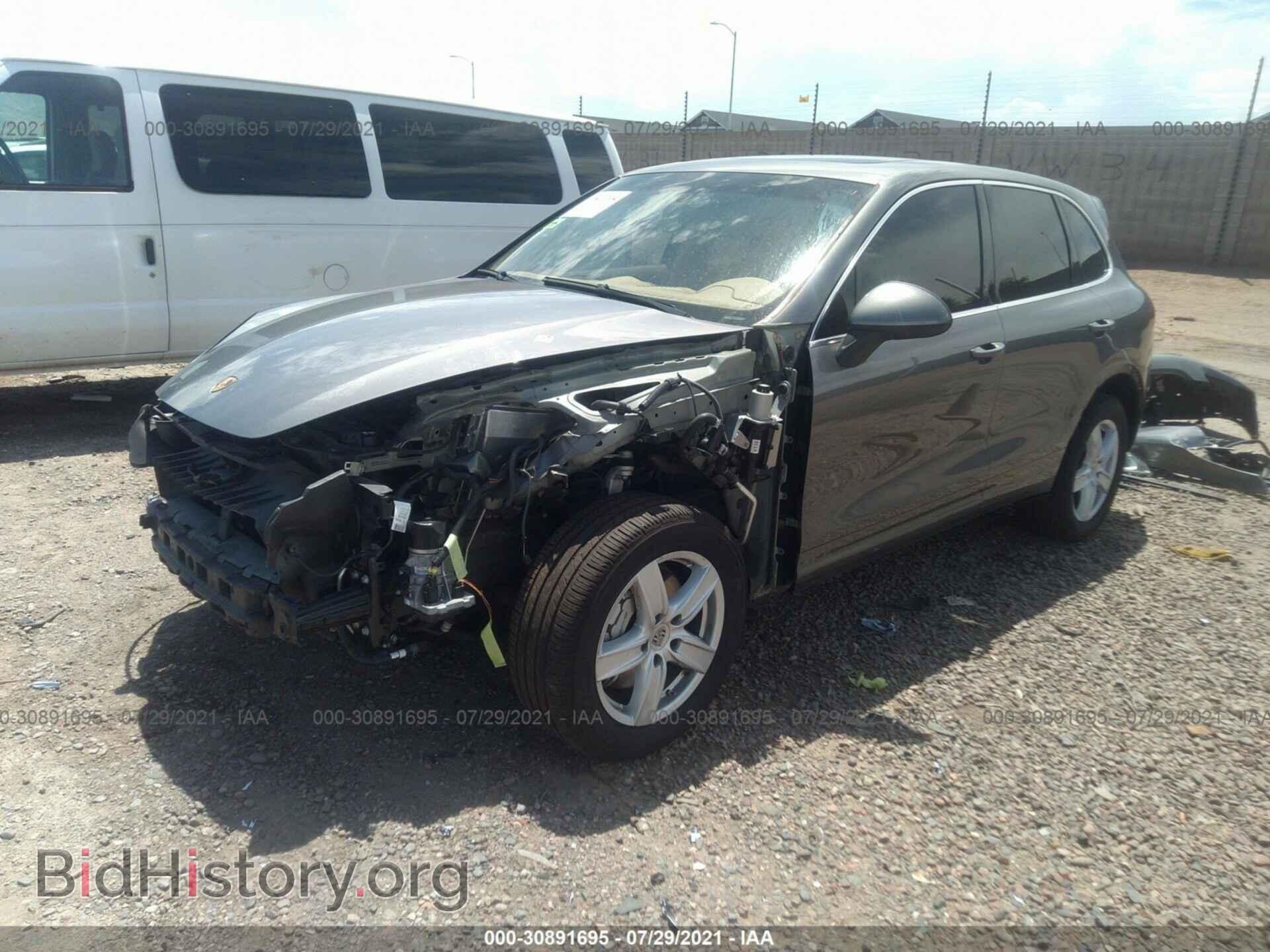 2012 PORSCHE CAYENNE - VIN: WP1AE2A22CLA92683 - Фото 2
