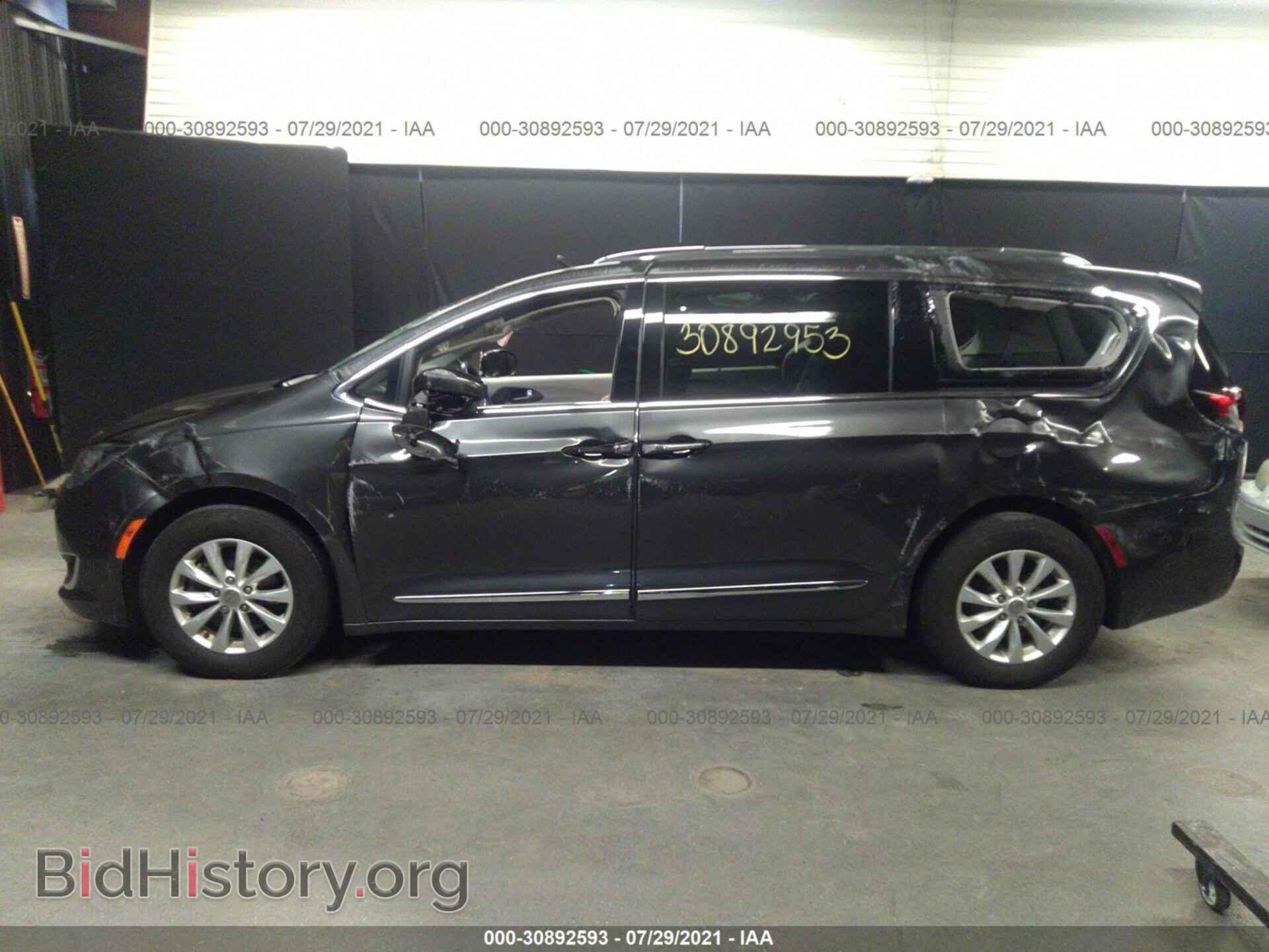 2018 CHRYSLER PACIFICA - VIN: 2C4RC1EG5JR352623 - Фото 6