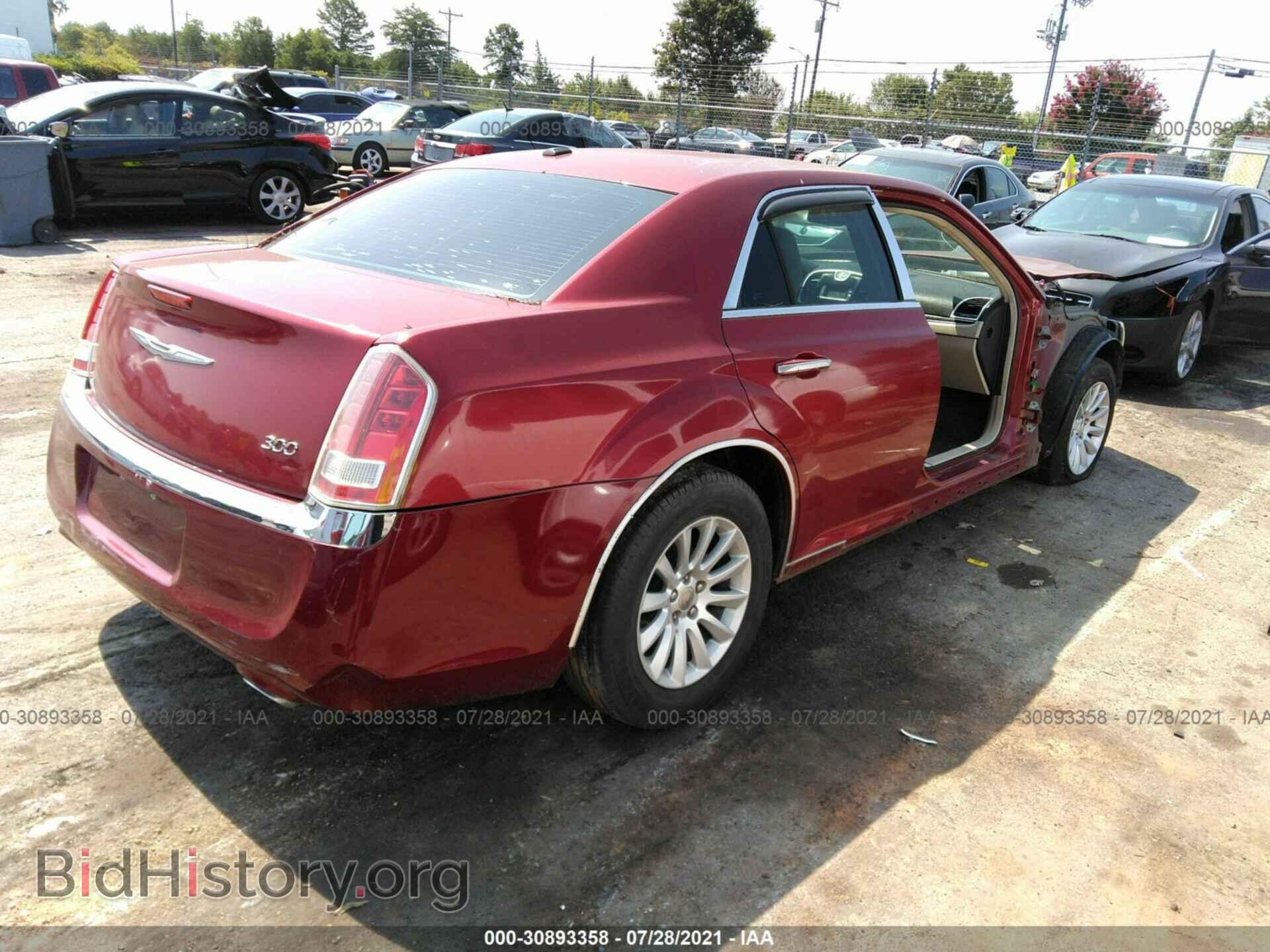 2012 CHRYSLER 300 - VIN: 2C3CCAAGXCH161725 - Фото 4