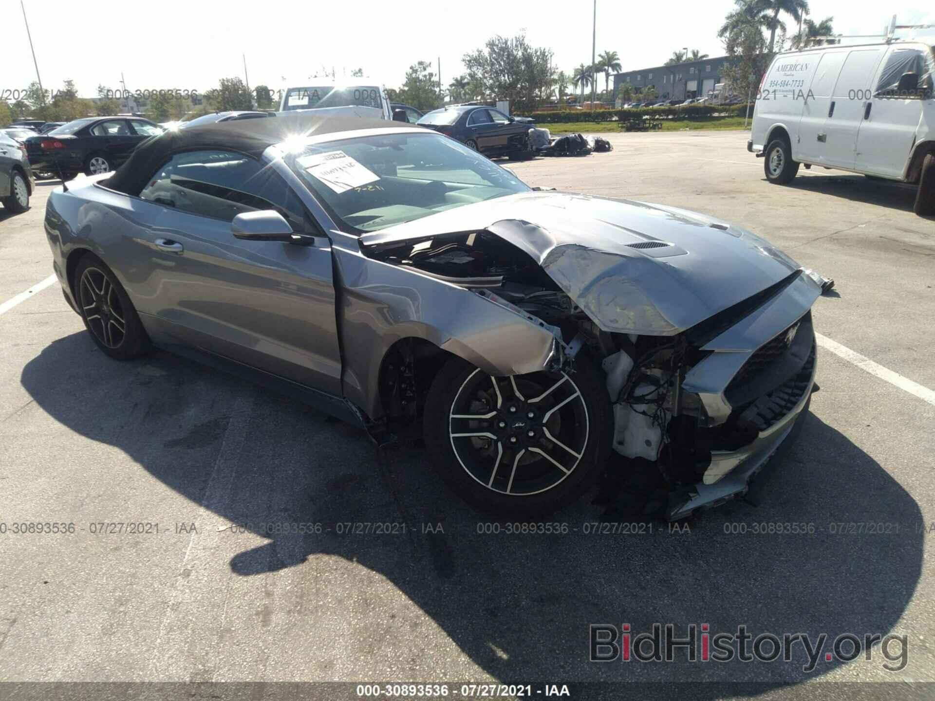 Photo 1FATP8UH2L5131435 - FORD MUSTANG 2020