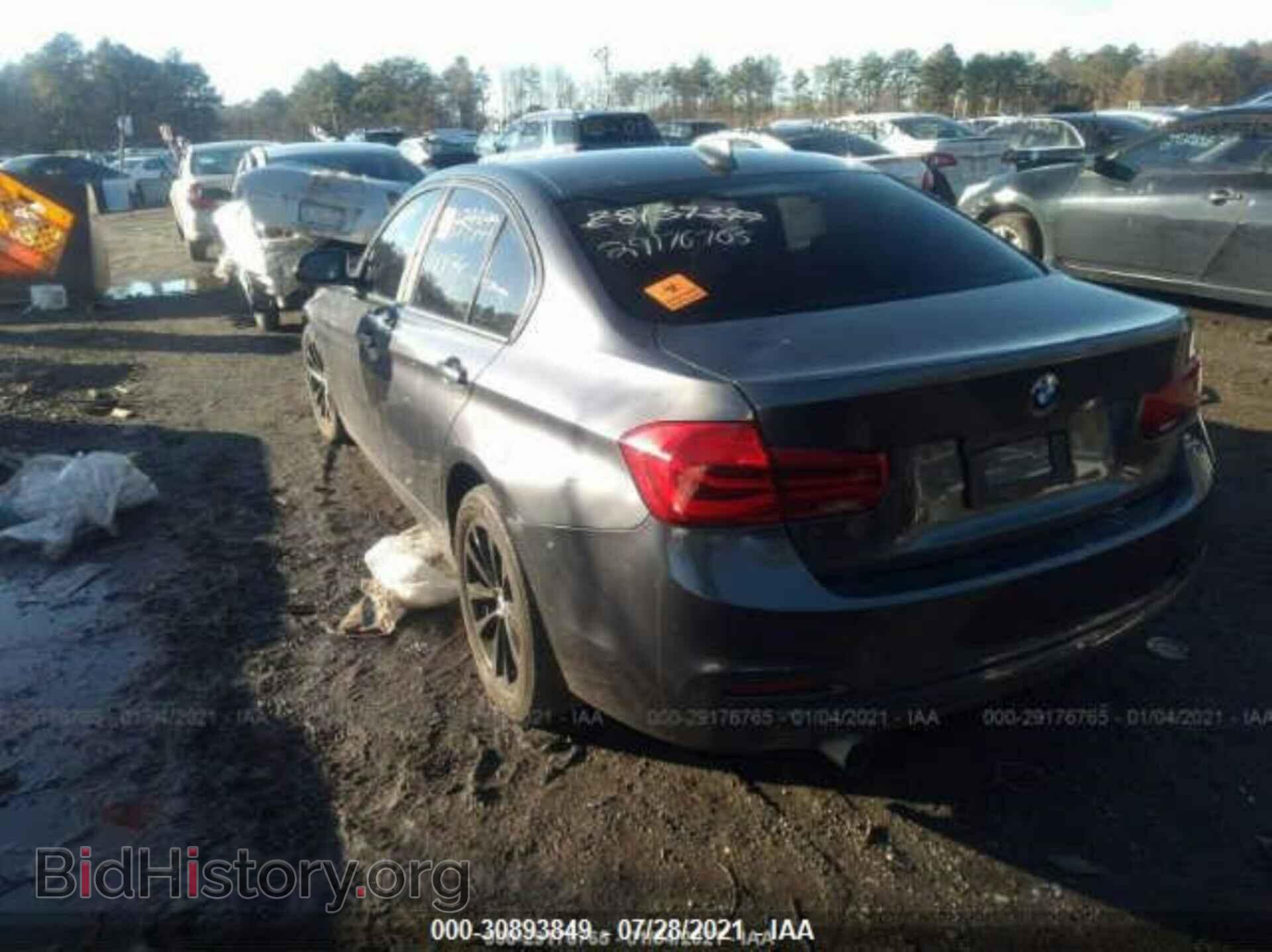 2016 BMW 3 SERIES - VIN: WBA8E5G50GNU19835 - Фото 3