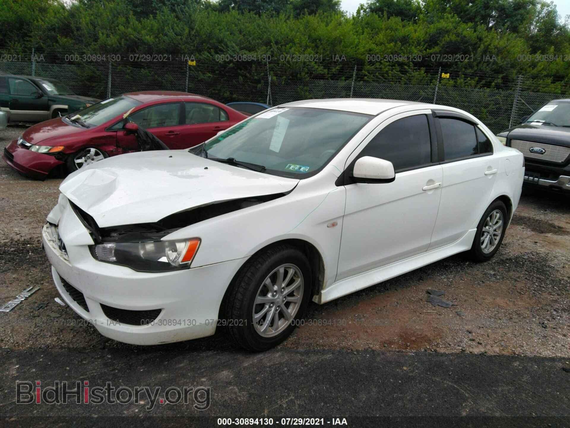 2011 MITSUBISHI LANCER - VIN: JA32U2FU1BU039662 - Фото 2