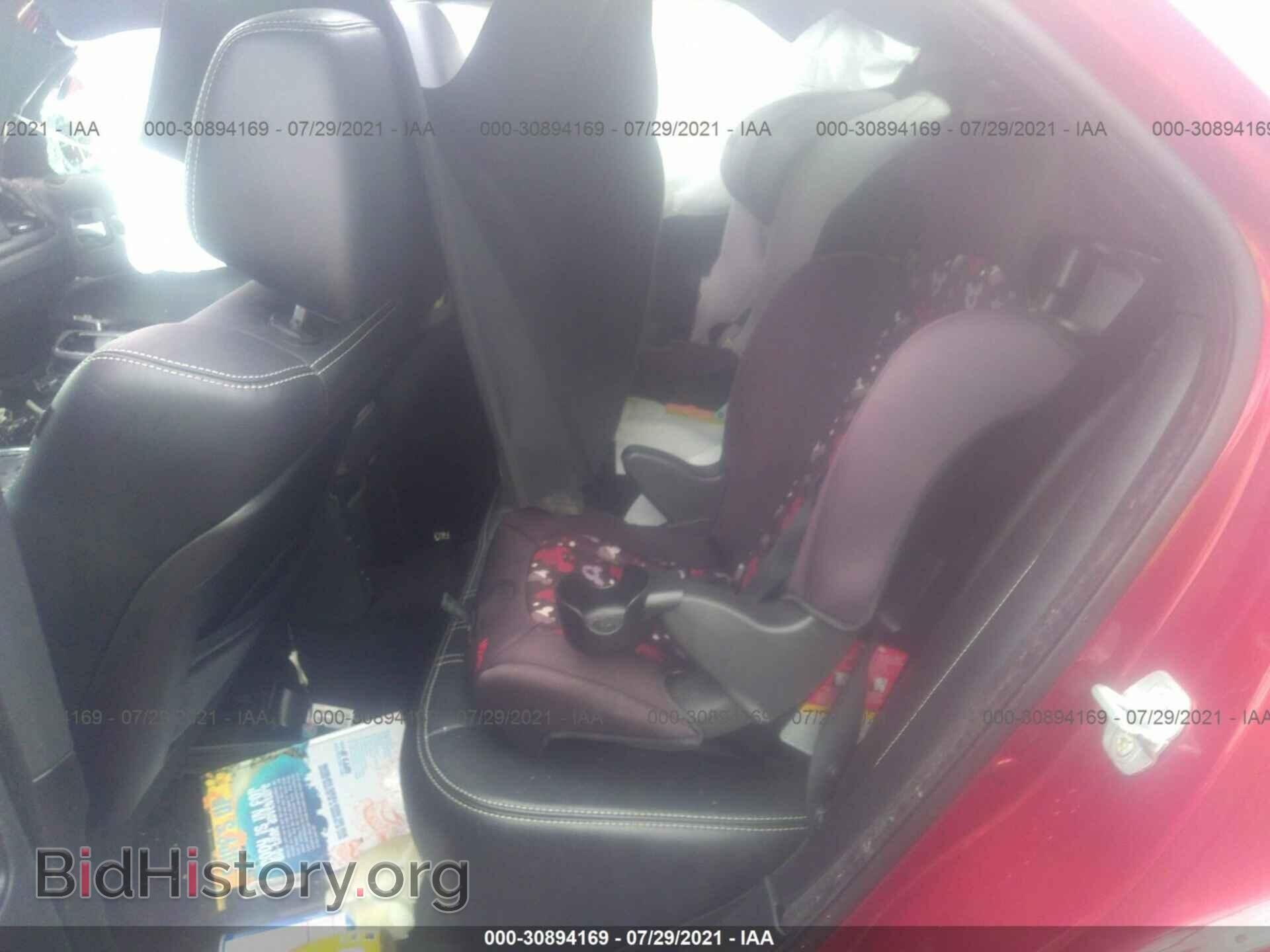 2014 CHRYSLER 300 - VIN: 2C3CCABG5EH336447 - Фото 8