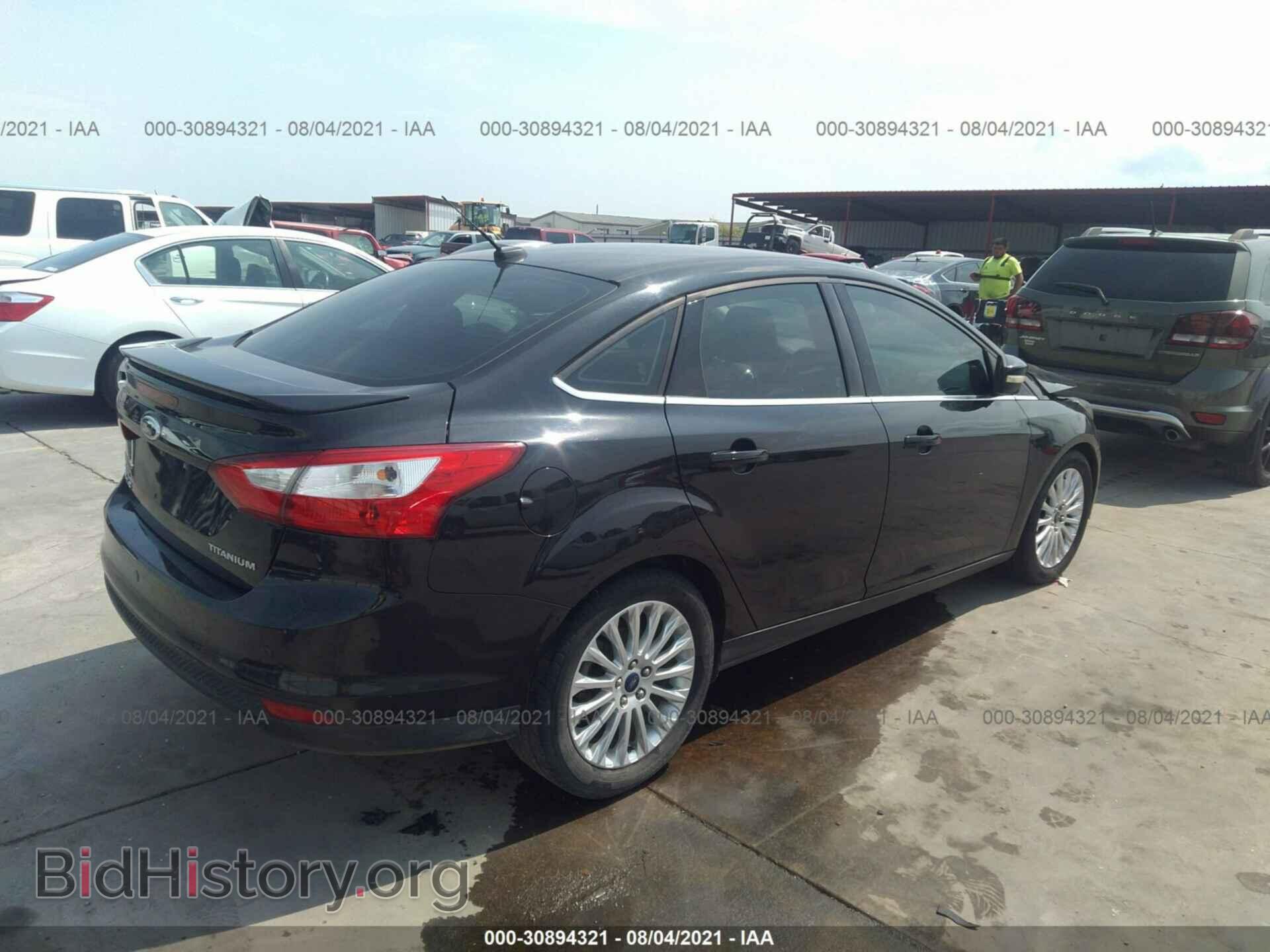 2012 FORD FOCUS - VIN: 1FAHP3J21CL301112 - Photo 4
