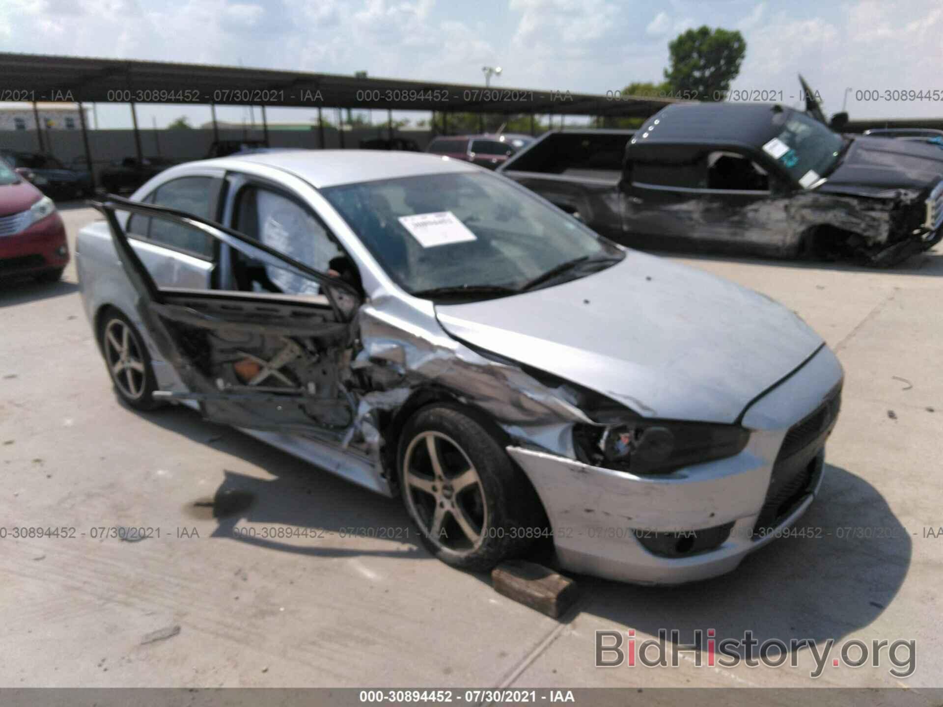 Photo JA32U2FUXBU046335 - MITSUBISHI LANCER 2011