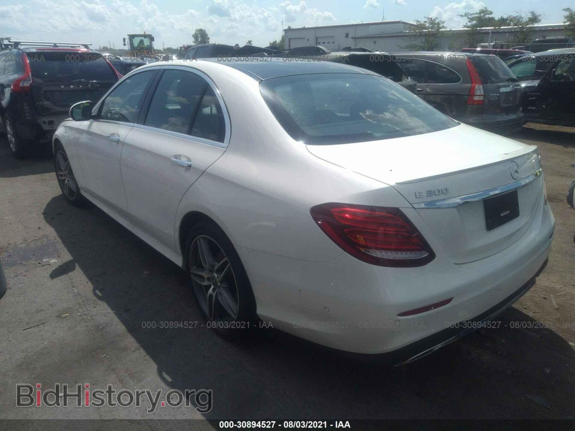 2018 MERCEDES-BENZ E-CLASS - VIN: WDDZF4KB2JA313029 - Фото 3