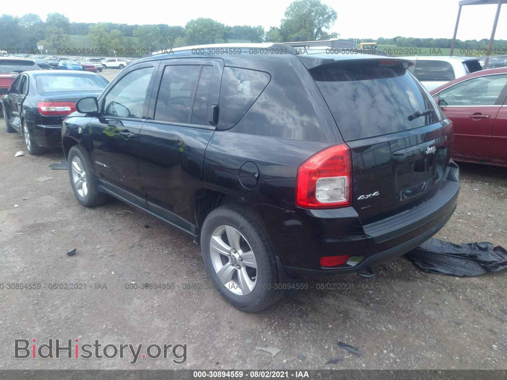2011 JEEP COMPASS - VIN: 1J4NF1FB3BD207765 - Photo 3