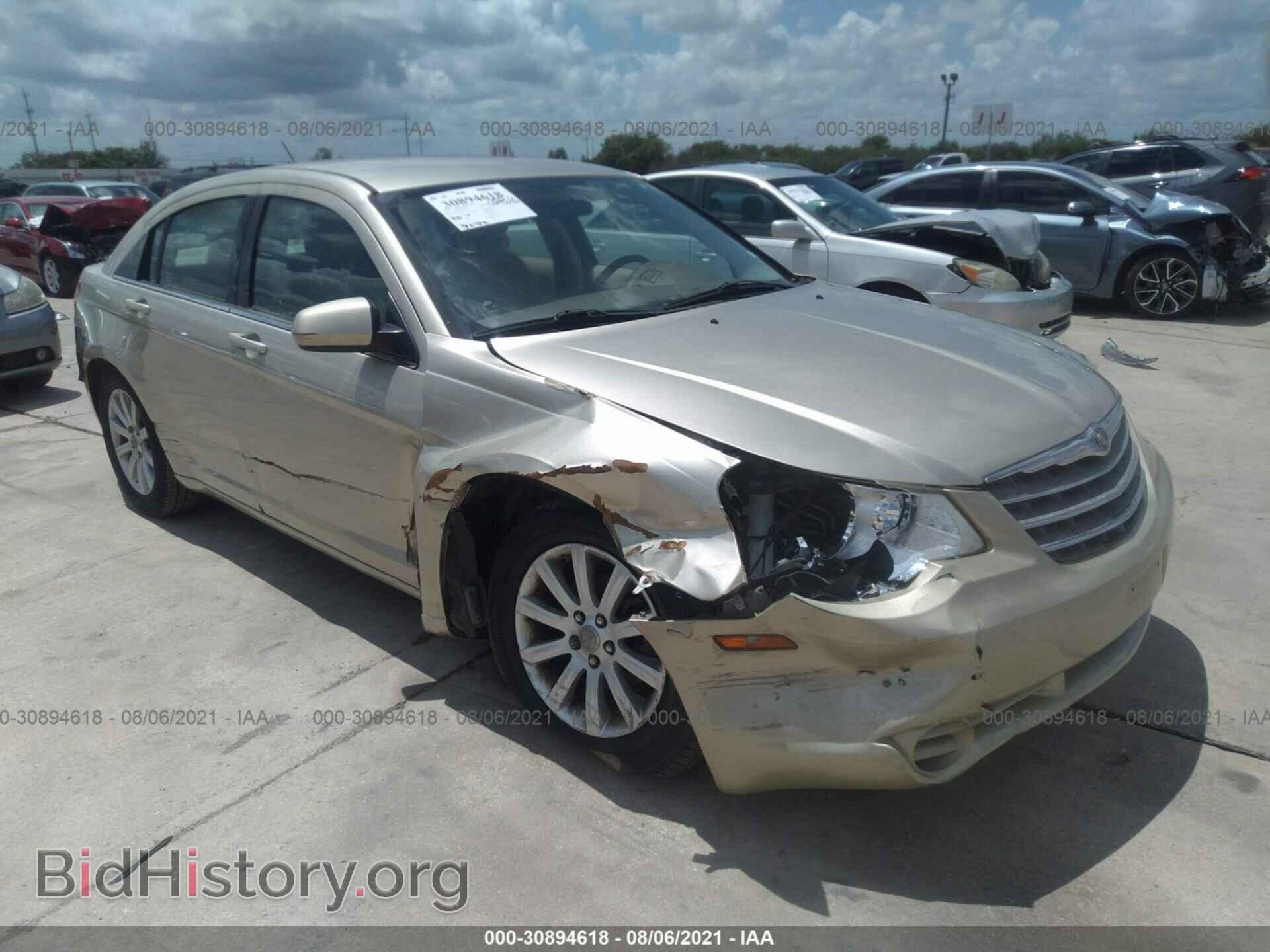 Фотография 1C3CC5FBXAN111397 - CHRYSLER SEBRING 2010
