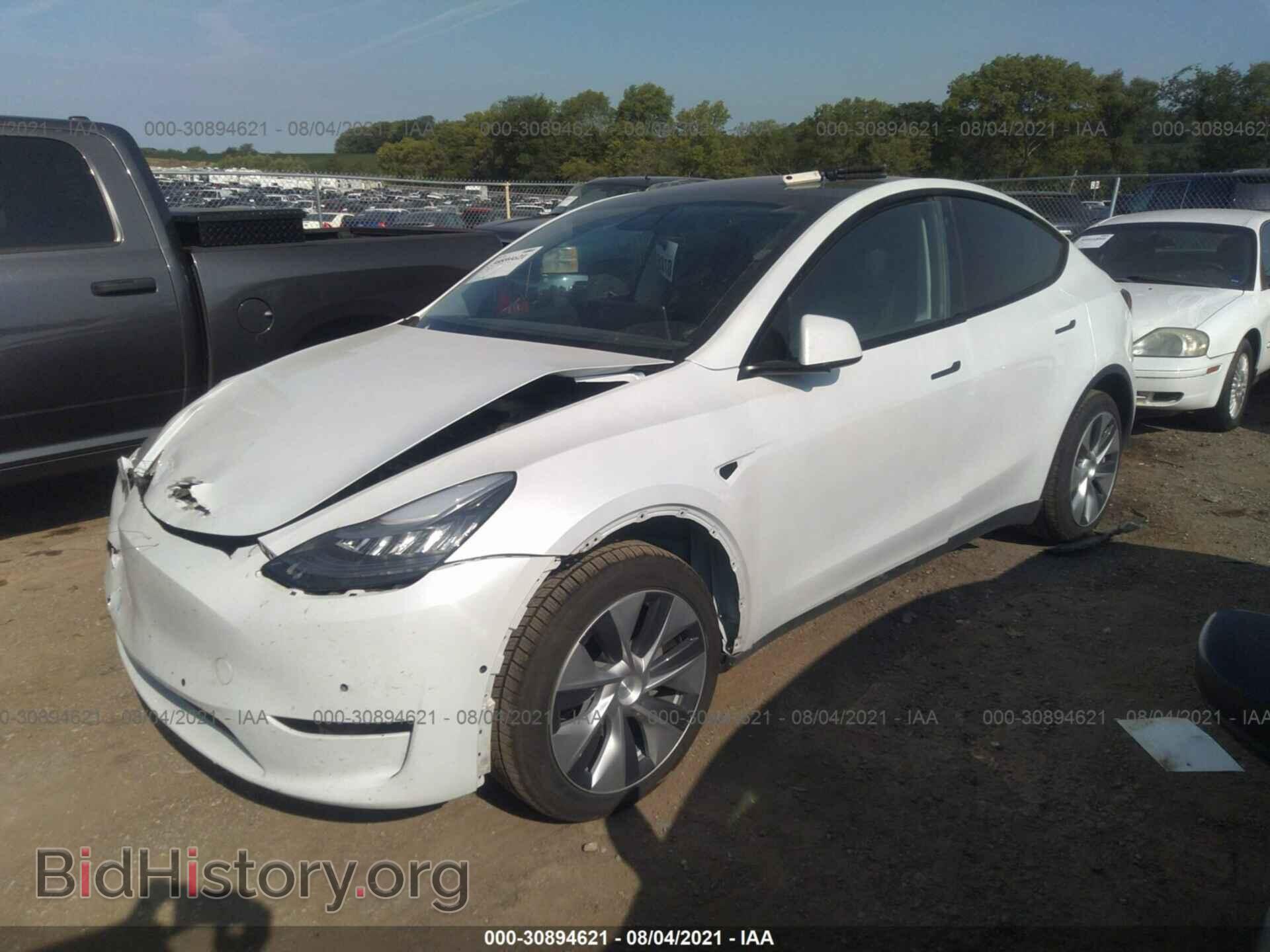 2020 TESLA MODEL Y - VIN: 5YJYGDEEXLF026864 - Photo 2