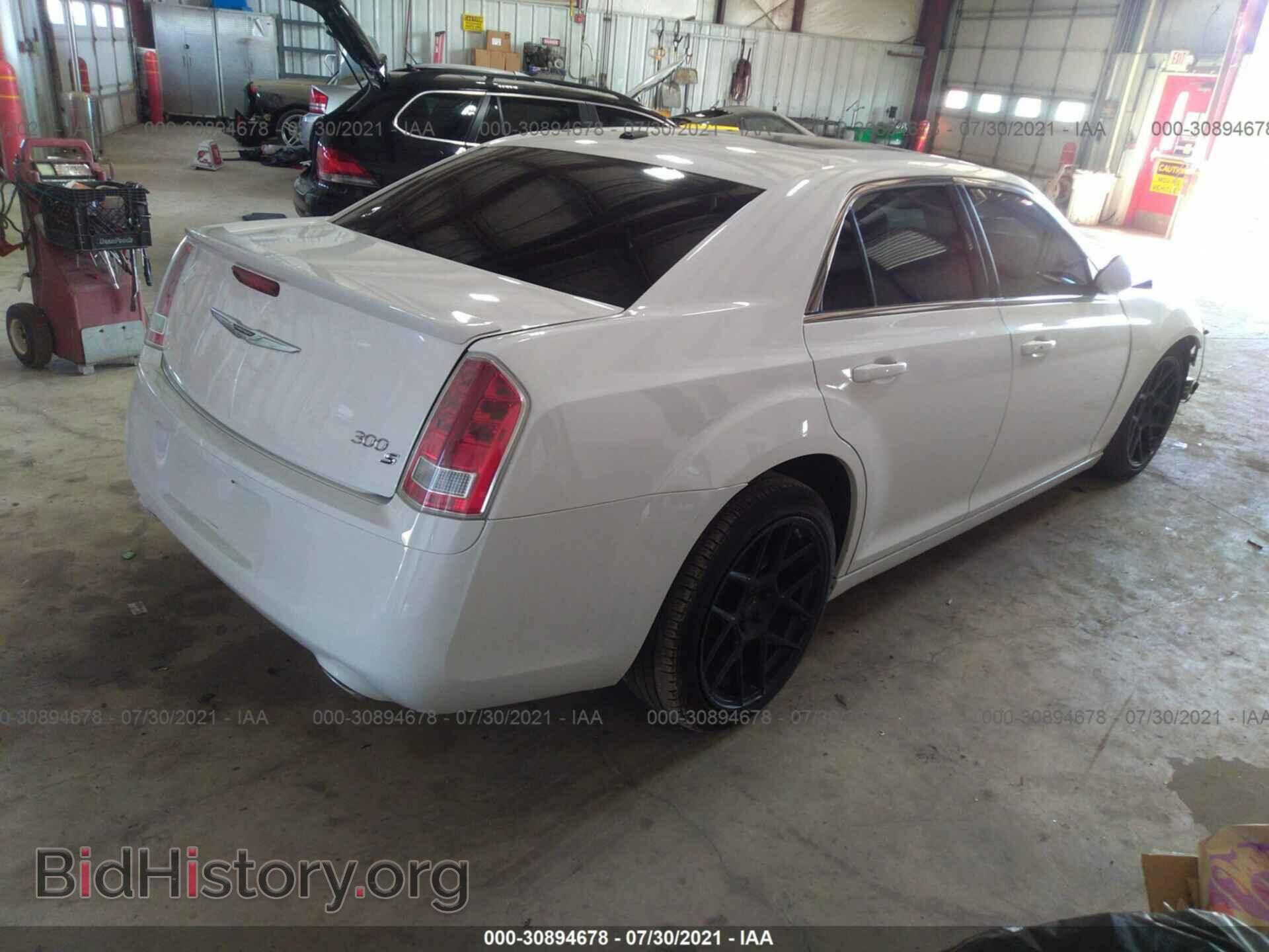 2013 CHRYSLER 300 - VIN: 2C3CCABG9DH505125 - Фото 4