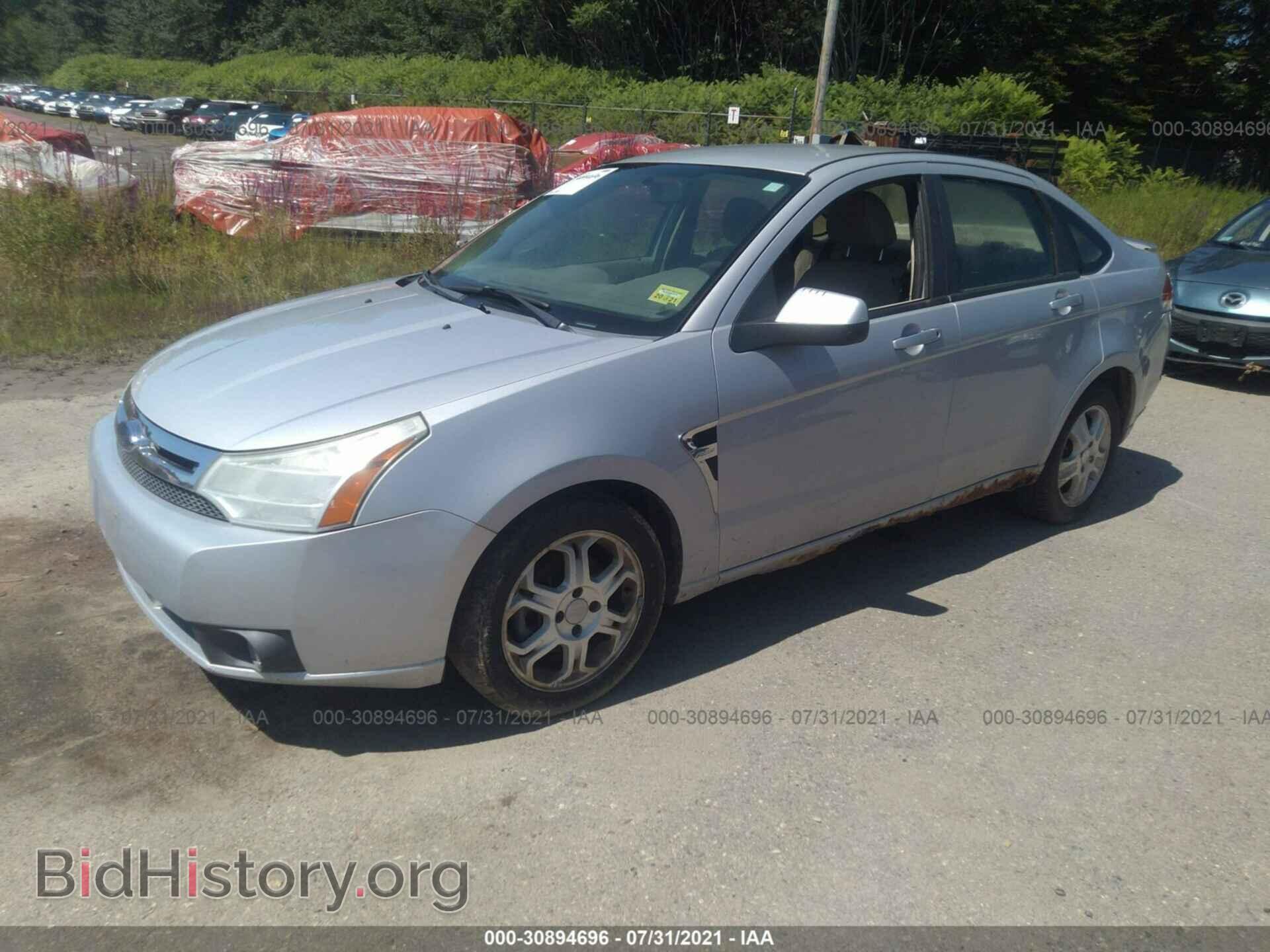 2008 FORD FOCUS - VIN: 1FAHP35N68W157194 - Фото 2