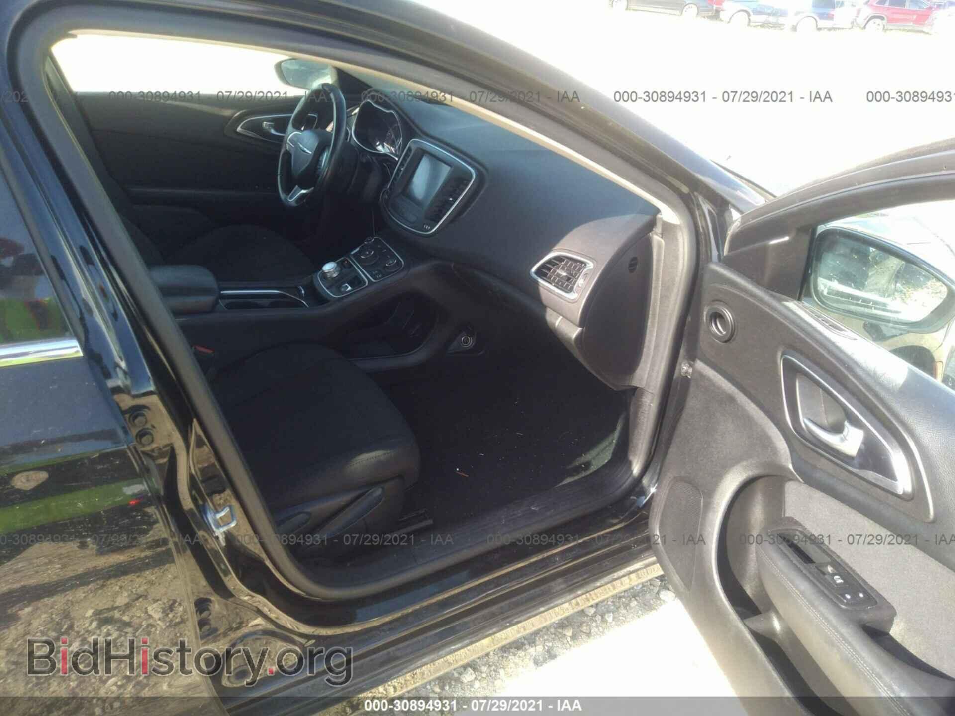 2016 CHRYSLER 200 - VIN: 1C3CCCAB1GN174022 - Фото 5