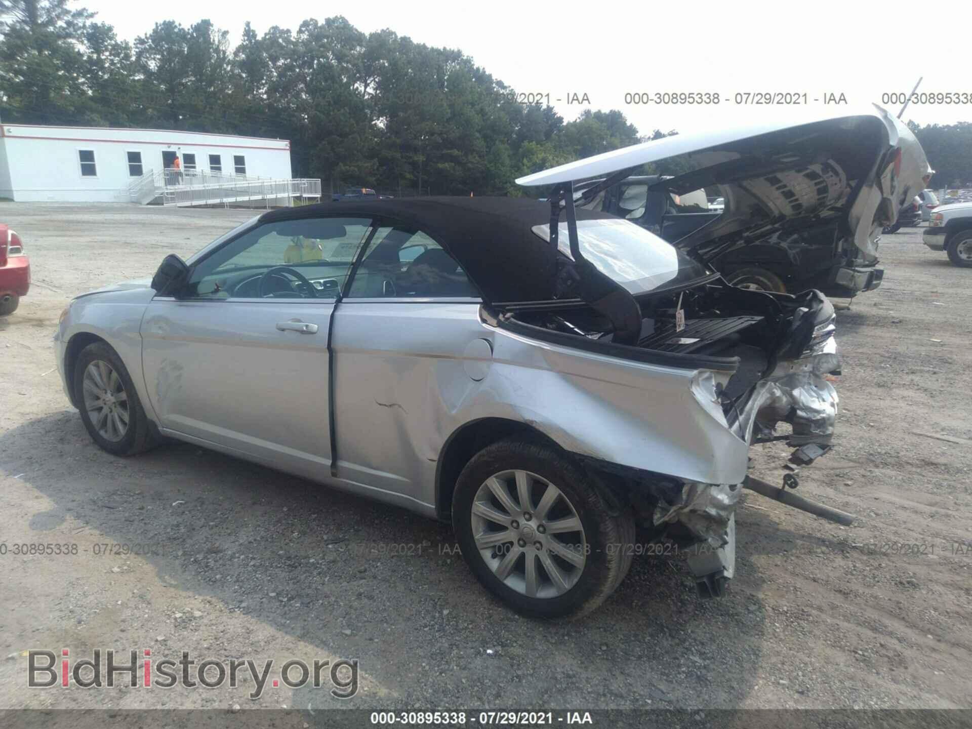 2012 CHRYSLER 200 - VIN: 1C3BCBEB5CN142975 - Фото 3