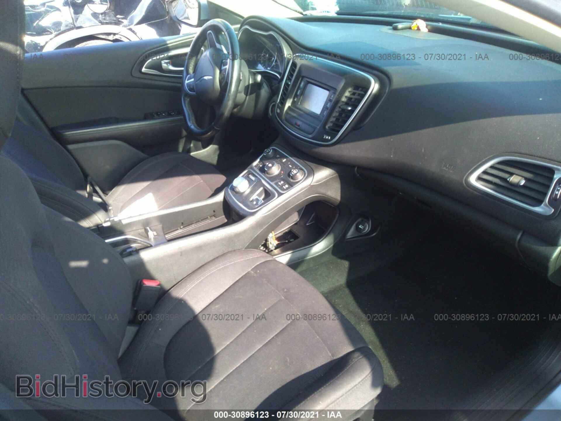 2015 CHRYSLER 200 - VIN: 1C3CCCAB4FN617052 - Фото 5